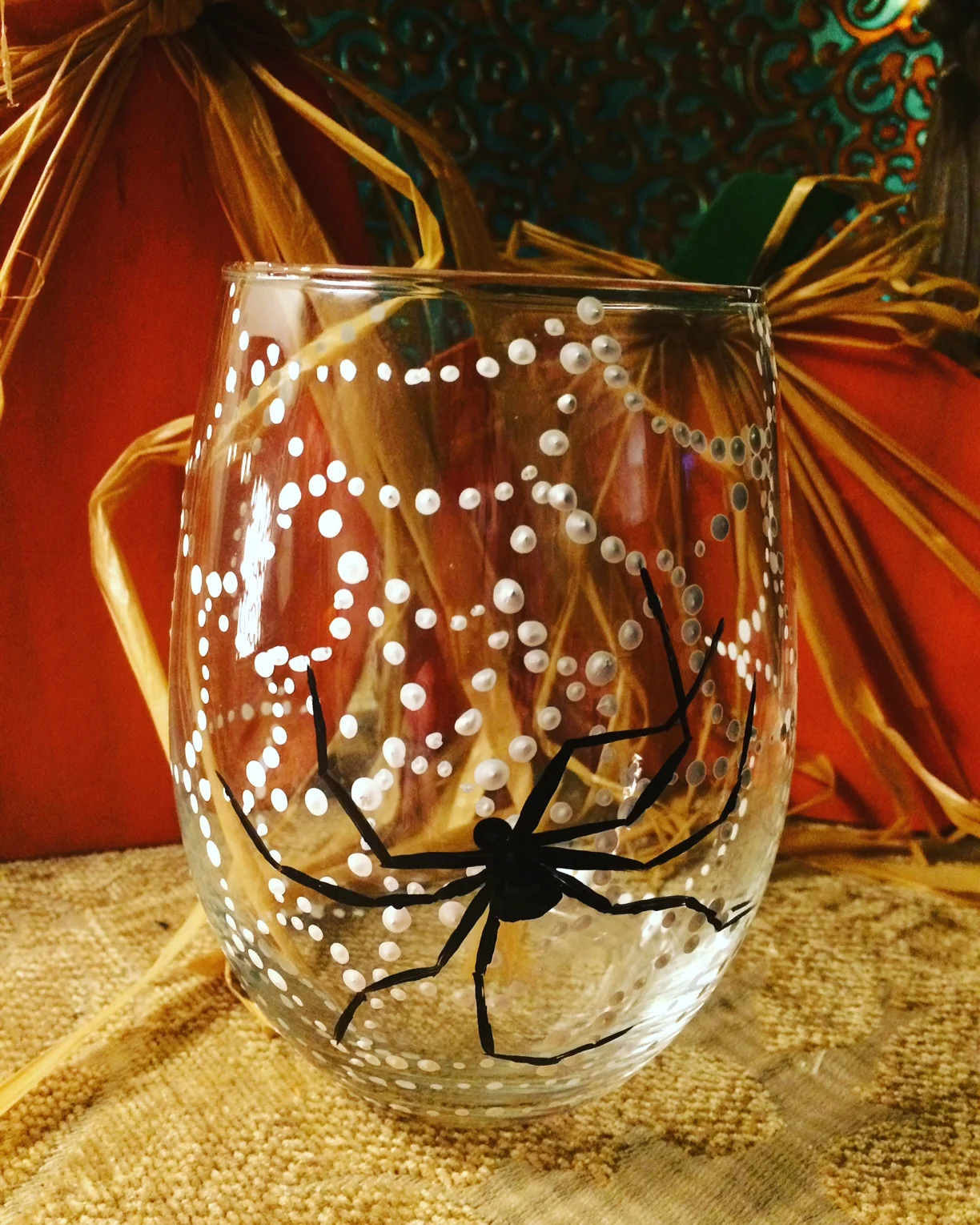 Spider web stemless