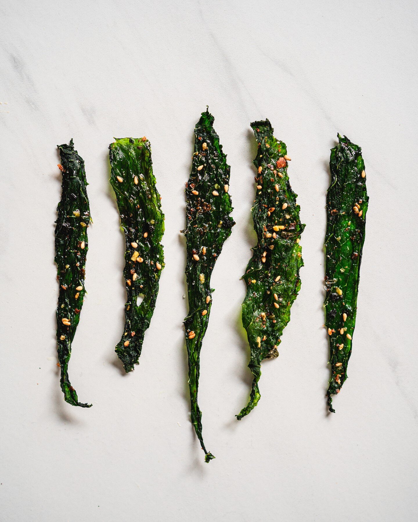 Experimenting with some seaweedy things this past week&mdash;tried turning some kale into a snack form of furikake, since kale has toasty, umami character of seaweed when they're roasted. But these came out a little thin and sad. 😢 That's okay thoug