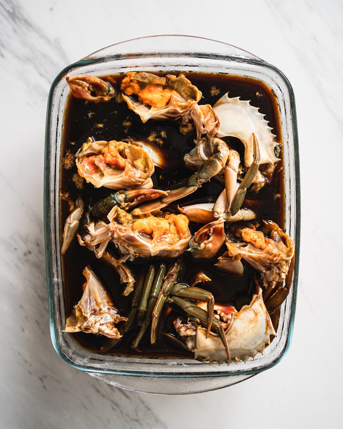 For those of you wondering if I'm still alive after my weekend experiment with making ganjang gejang (Korean soy-marinated raw crabs; 간장게장) from Malaysian crabs, I'm alive, with no food poisoning or diarrhea *ahem* to report of! 🎉🦀🎉
 
I've been wa