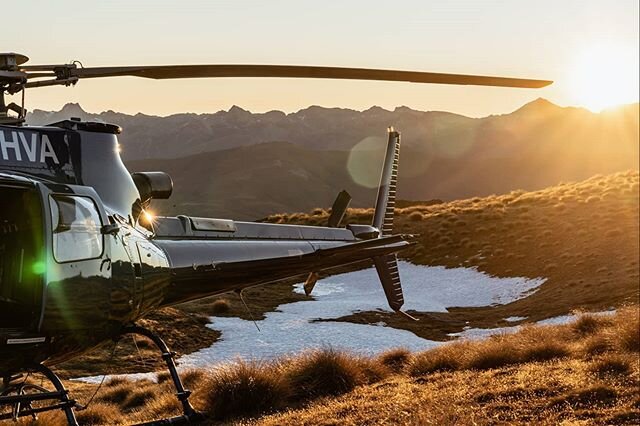 I don't know what's more beautiful, these machines or that backdrop!
There's exciting things happening in the hills around Queenstown this winter... watch this space.
.
.
.
#heli #snowmotonz #queenstown #contentcreation #queenstownphotographer #helic