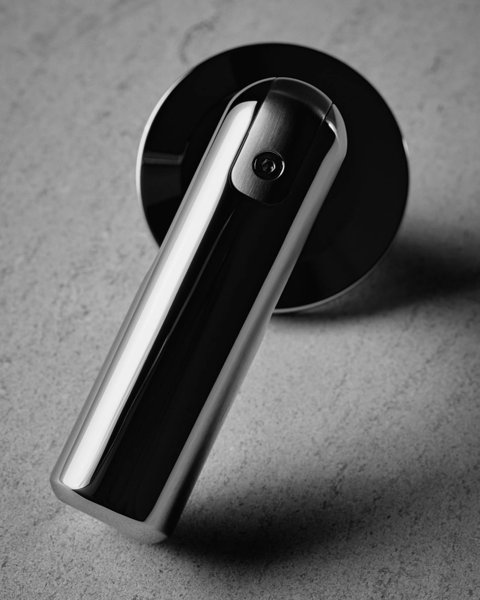 KALLISTA_12172025_STUDIO_WIDESPREADFAUCET_DETAILSPOUTFASTENER_0351-FINAL.jpg