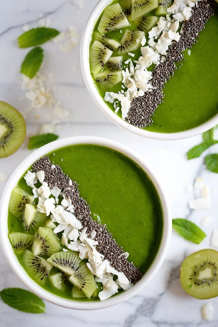 smoothie-bowl-33-700x1050.jpg