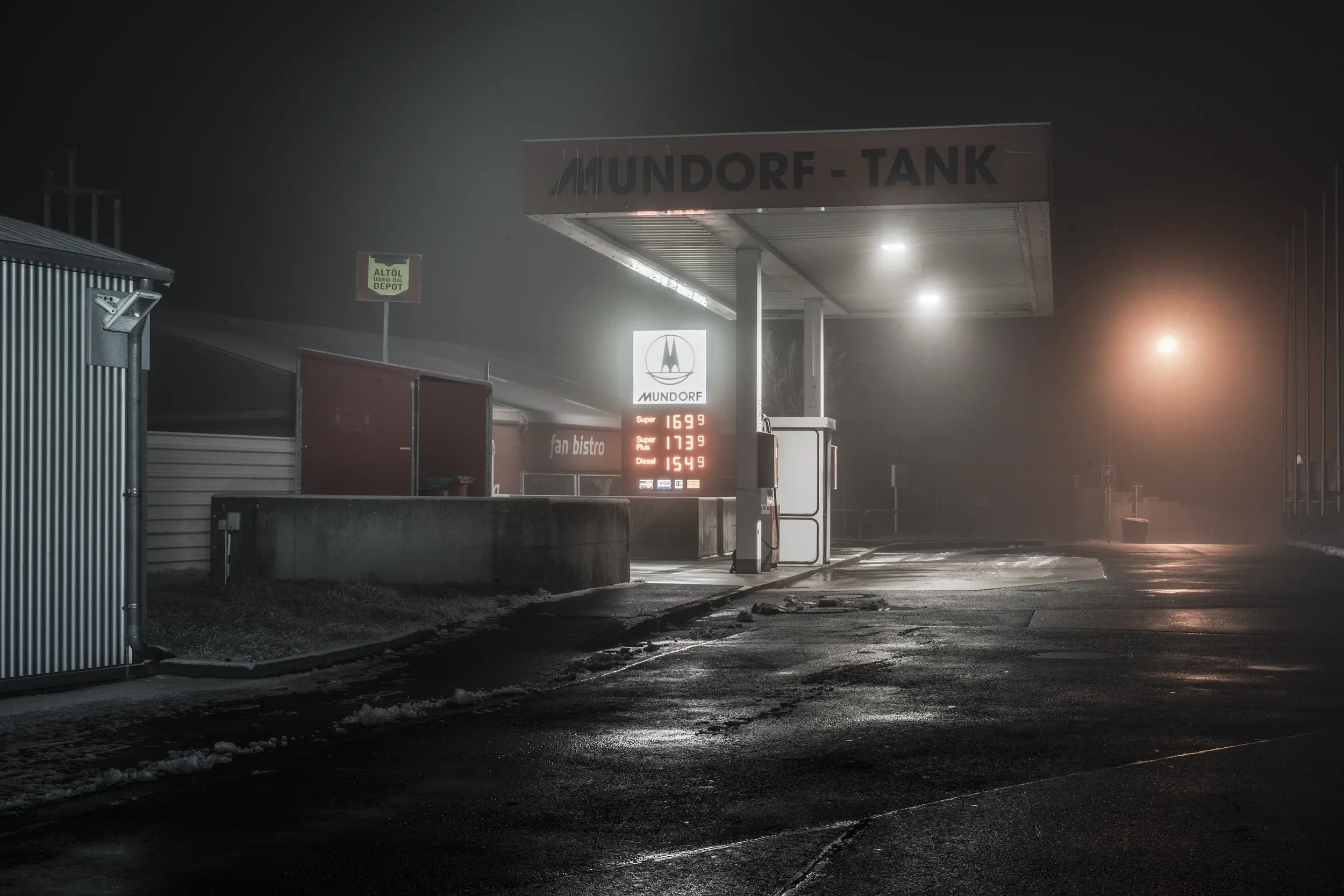 Sleeping Racetrack 24.webp