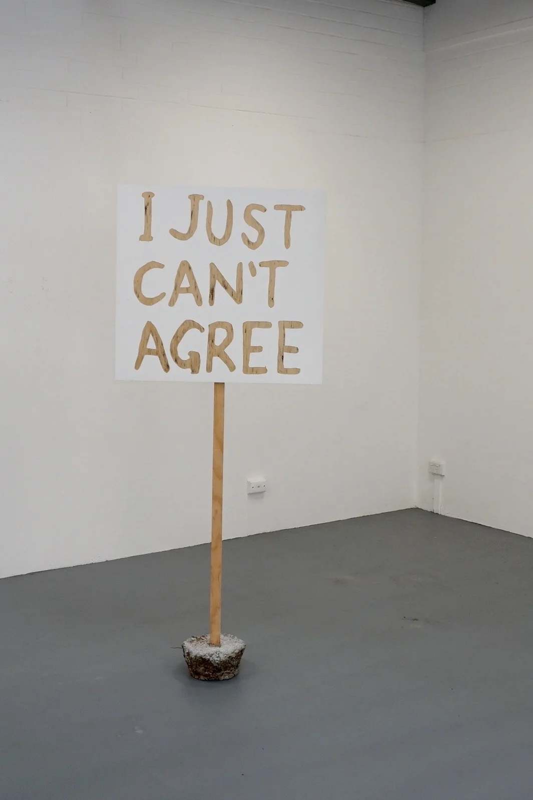I Just Can't Agree 2018 Ply, pine, gesso, concrete Photo: Mark Parfitt
