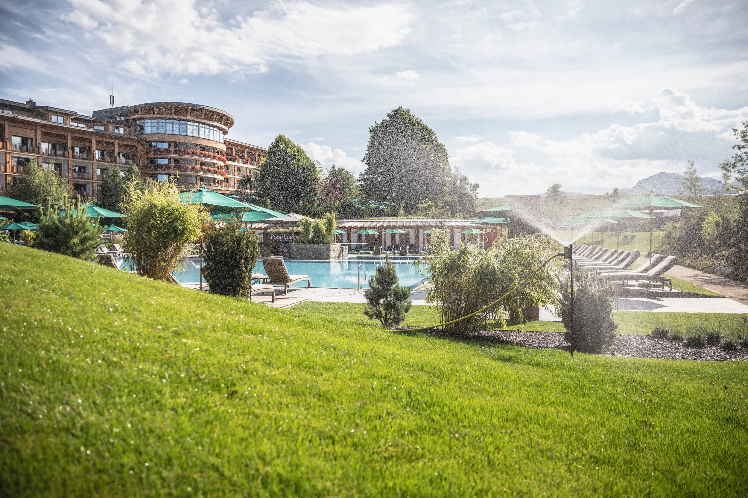 MathisLeichtPhotography_Sonnenalp_Aug18_5D49059-HDR_sRGB_HighRes.jpg