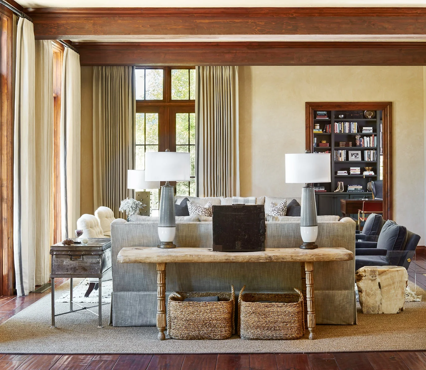 Oxford-Design-Studio-Aspen-6-16-16-Living-w-Box-Web.jpg