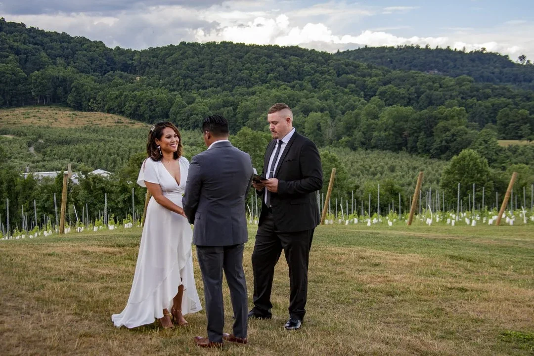 vineyard-mountain-wedding-ceremony.webp