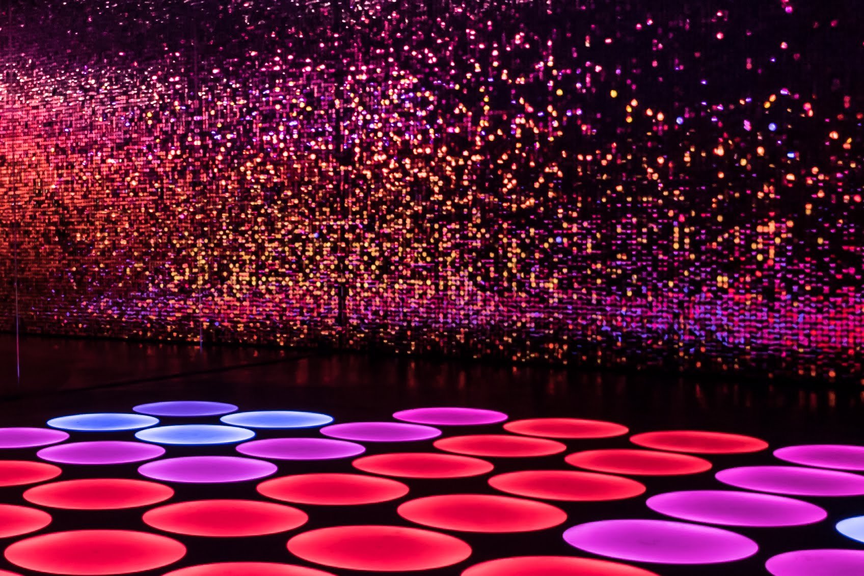 COLOR FACTORY DANCE FLOOR-10.jpg