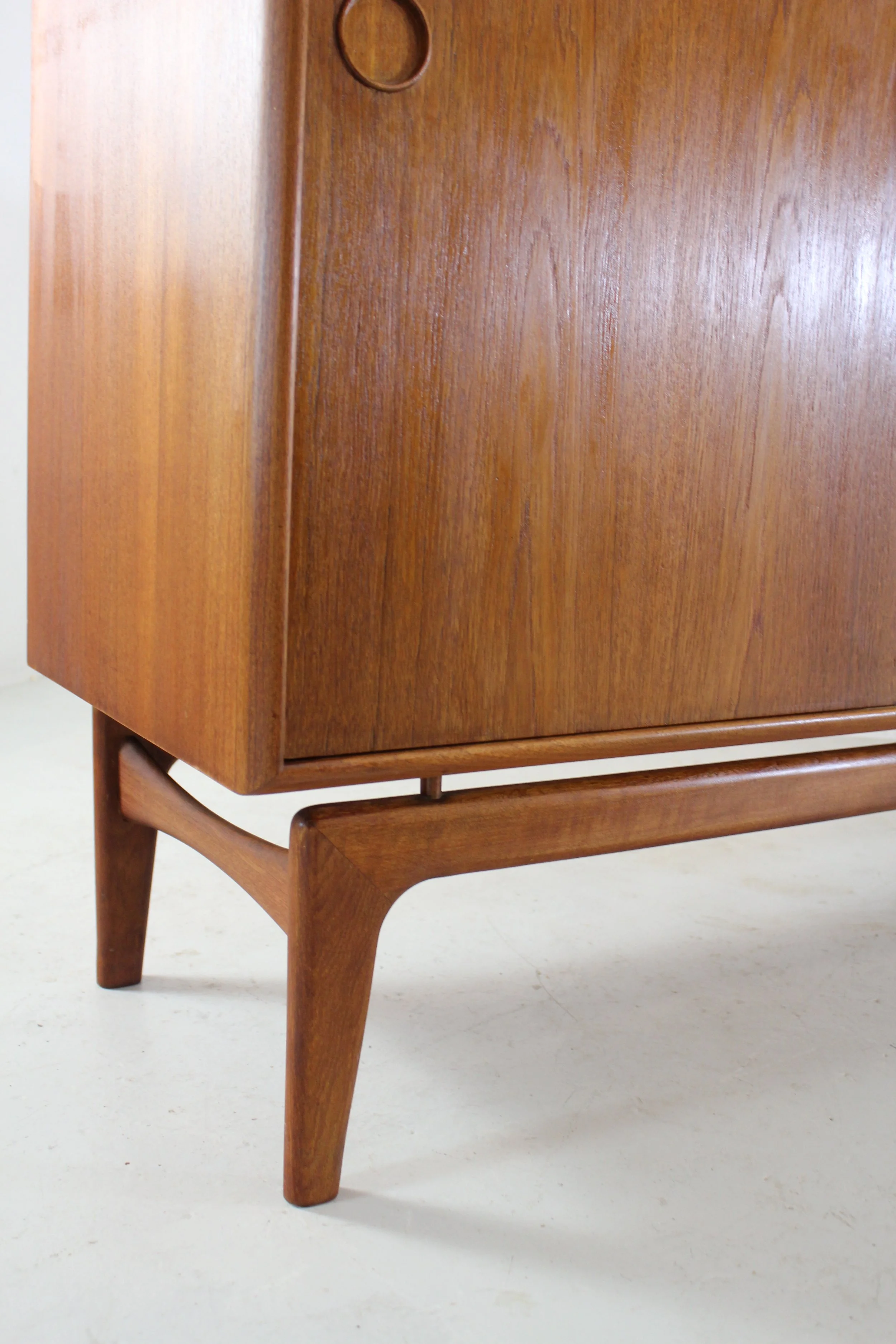 Arne Hovmand Olsen  danish  sideboard for Mogens Kold
