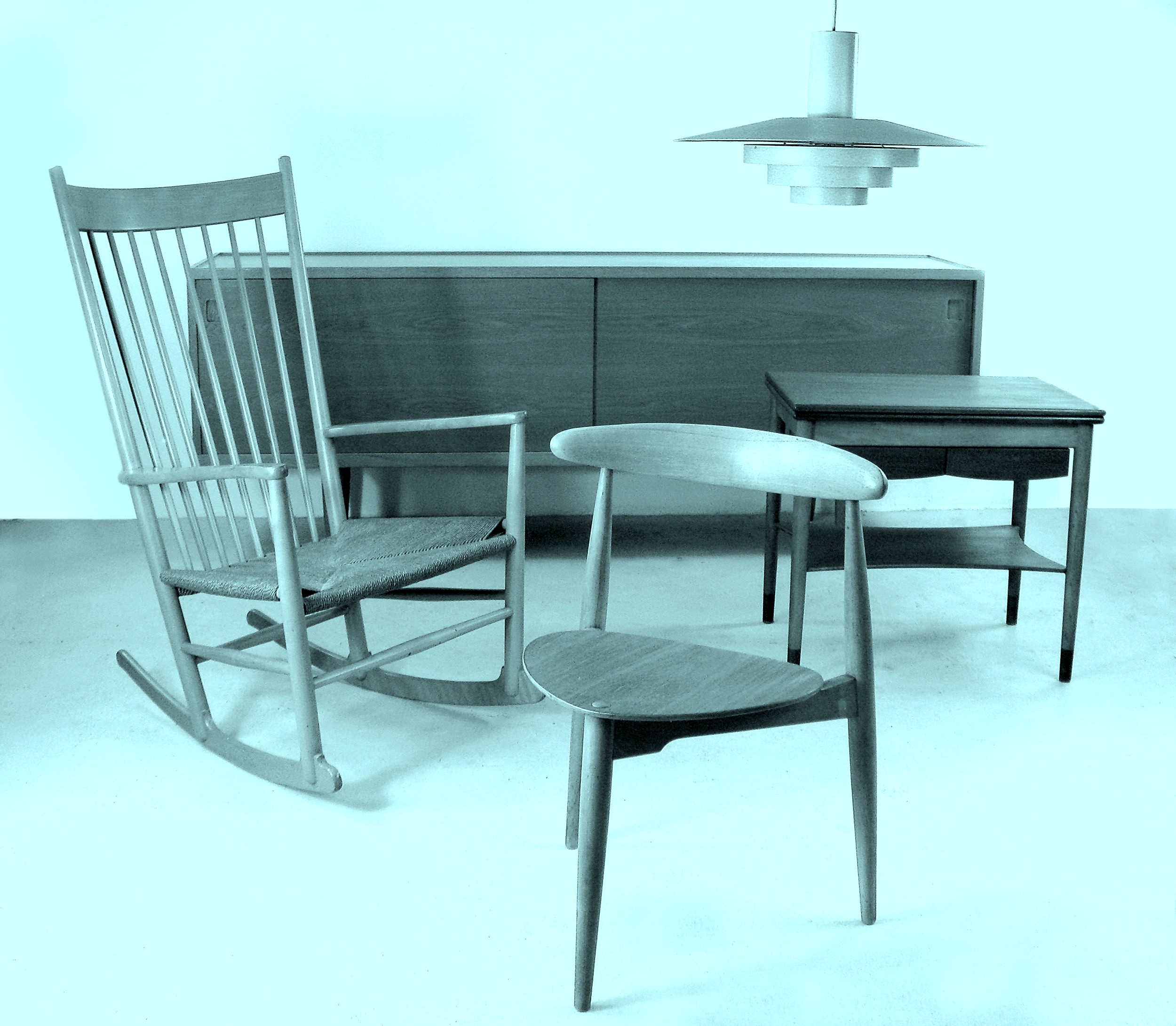 Designs+of+Modernity showroom Hans+Wegner.jpg