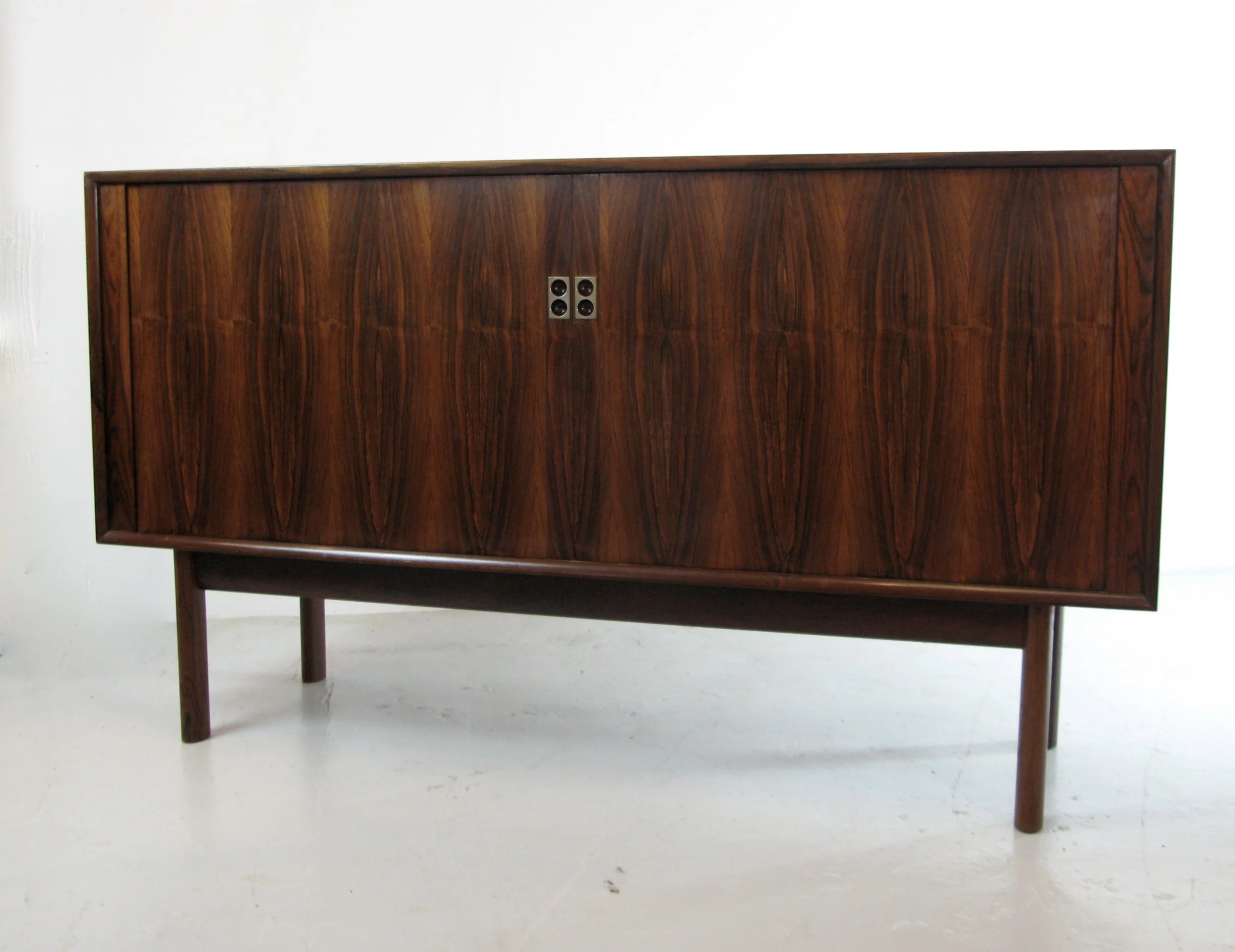 Arne Vodder rosewood sideboard for sibast Denmark