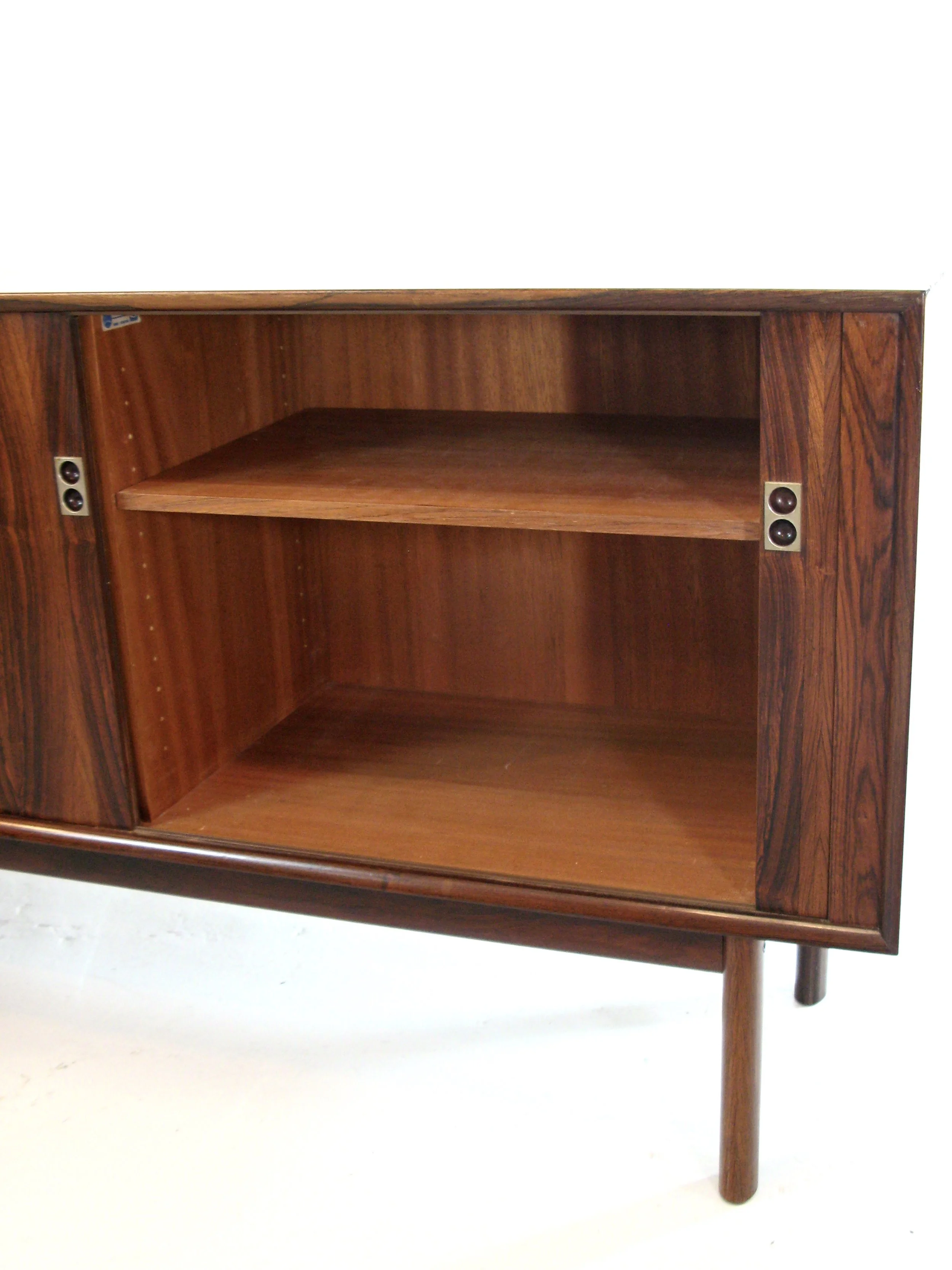 rosewood sidebord design by arne vodder