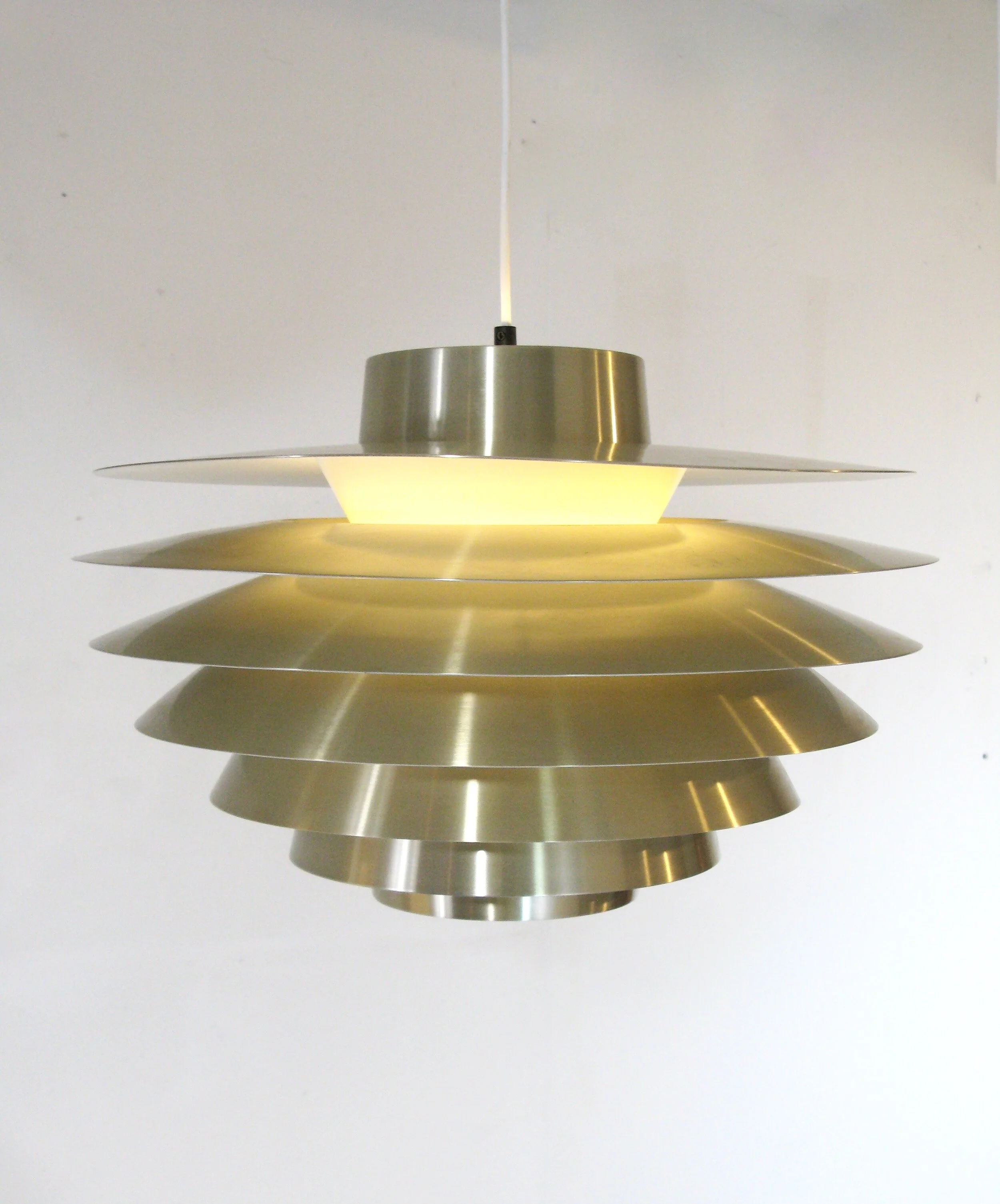 Verona pendant nordisk solar