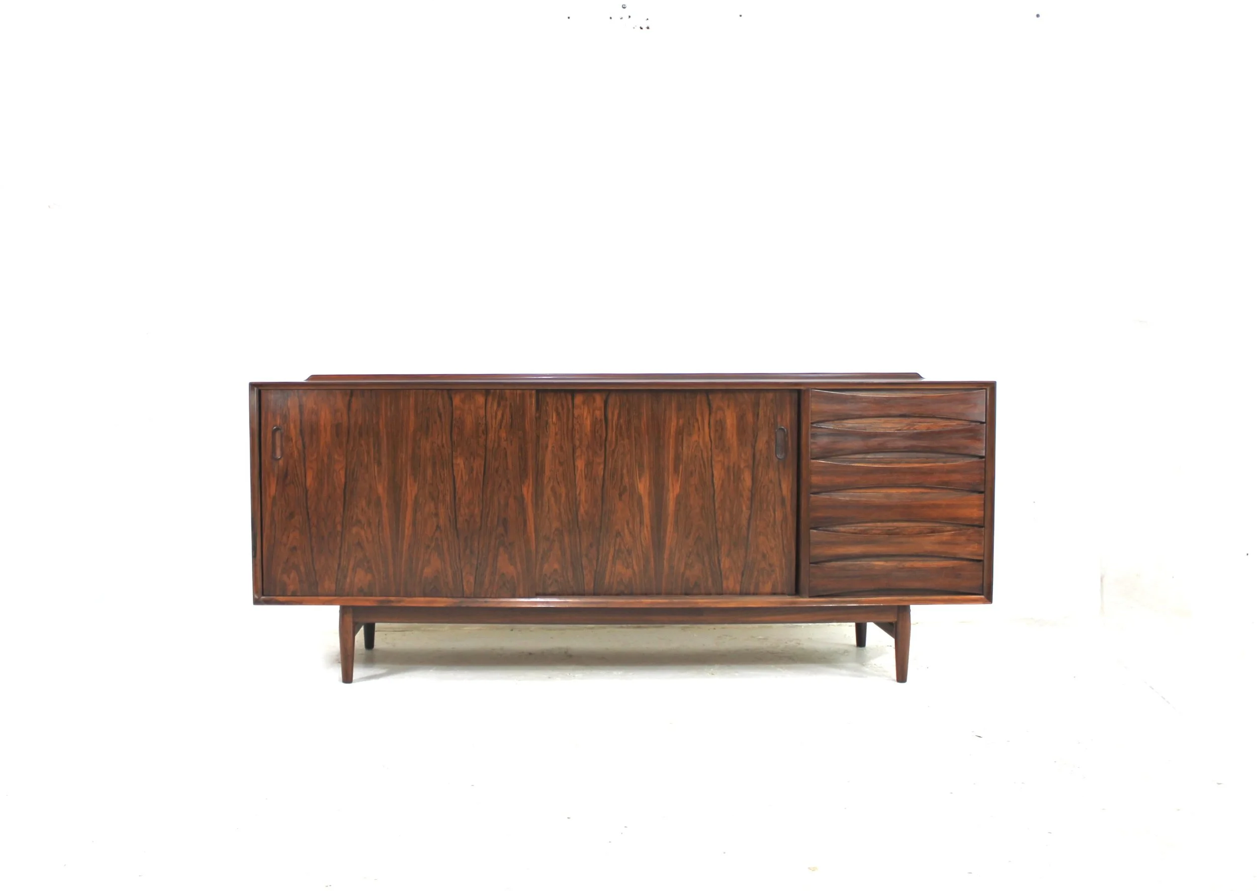 Arne Vodder rosewood model OS29 Triennale for Sibast
