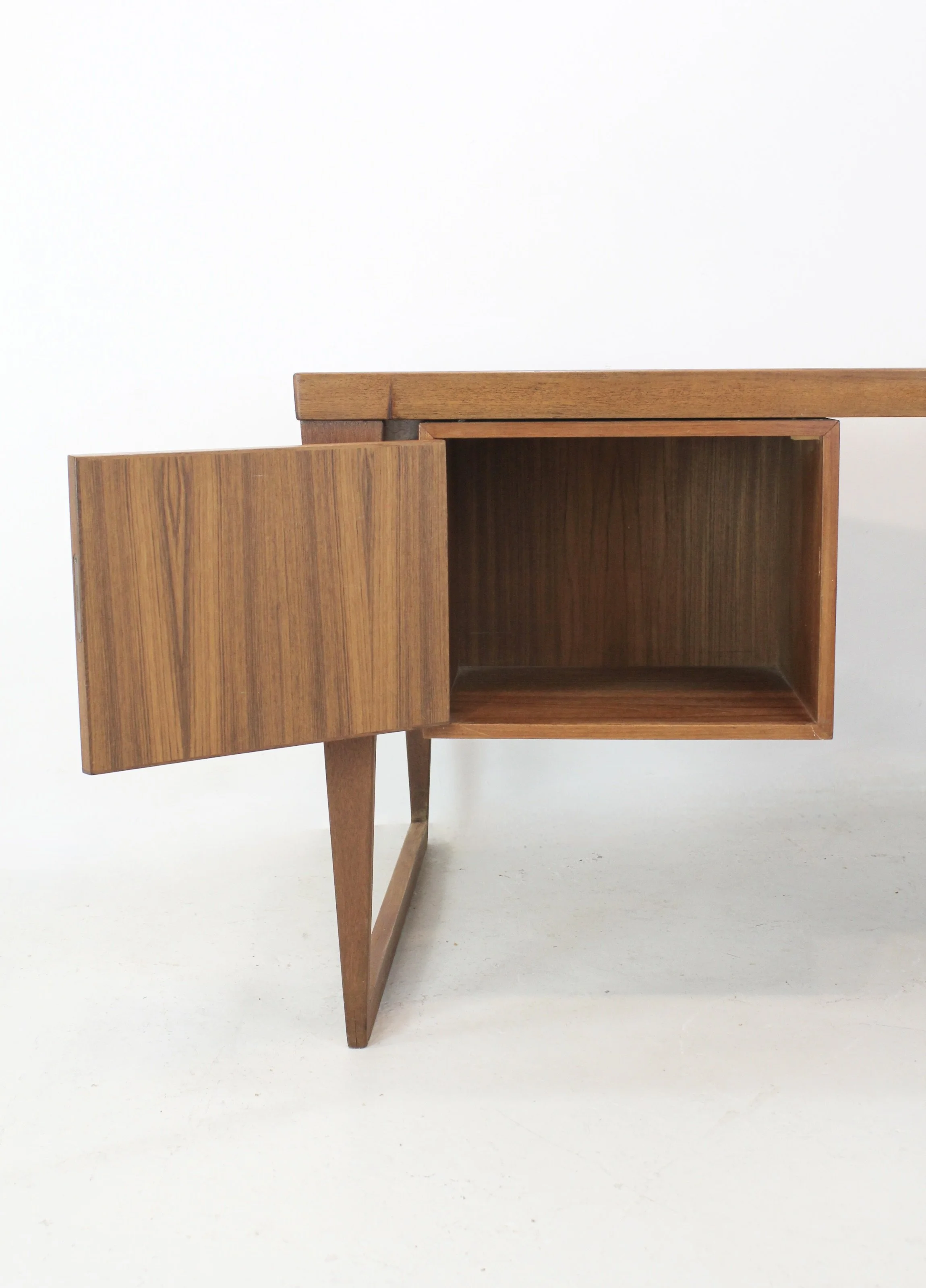 Kai kristiansen for feldballe mobelfabrik