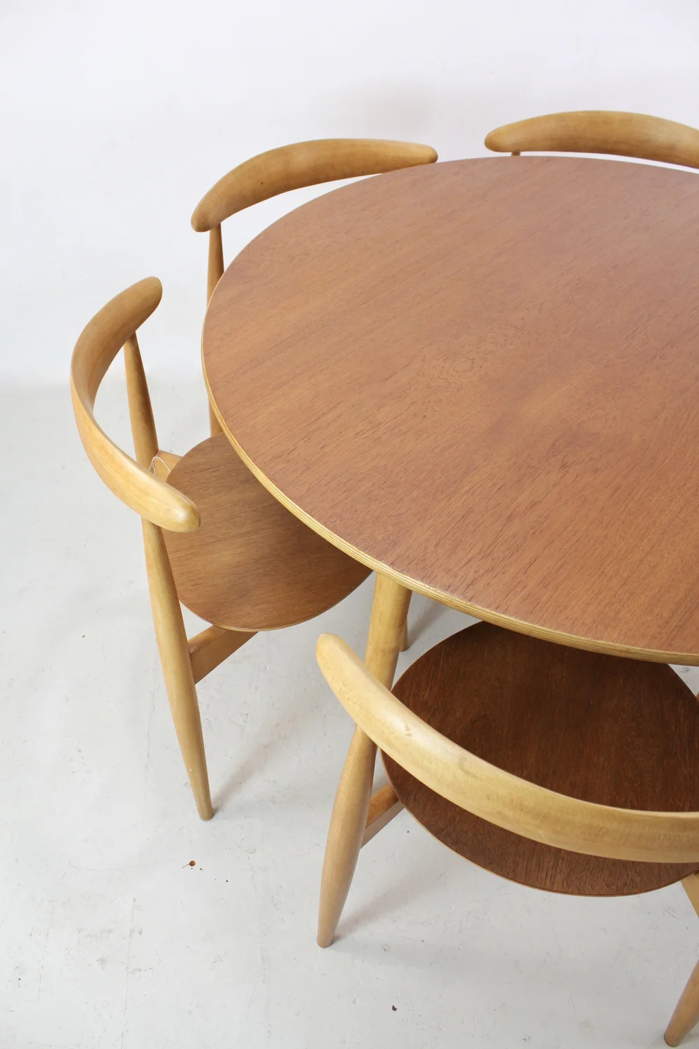 Hans Wegner heart table and chairs London