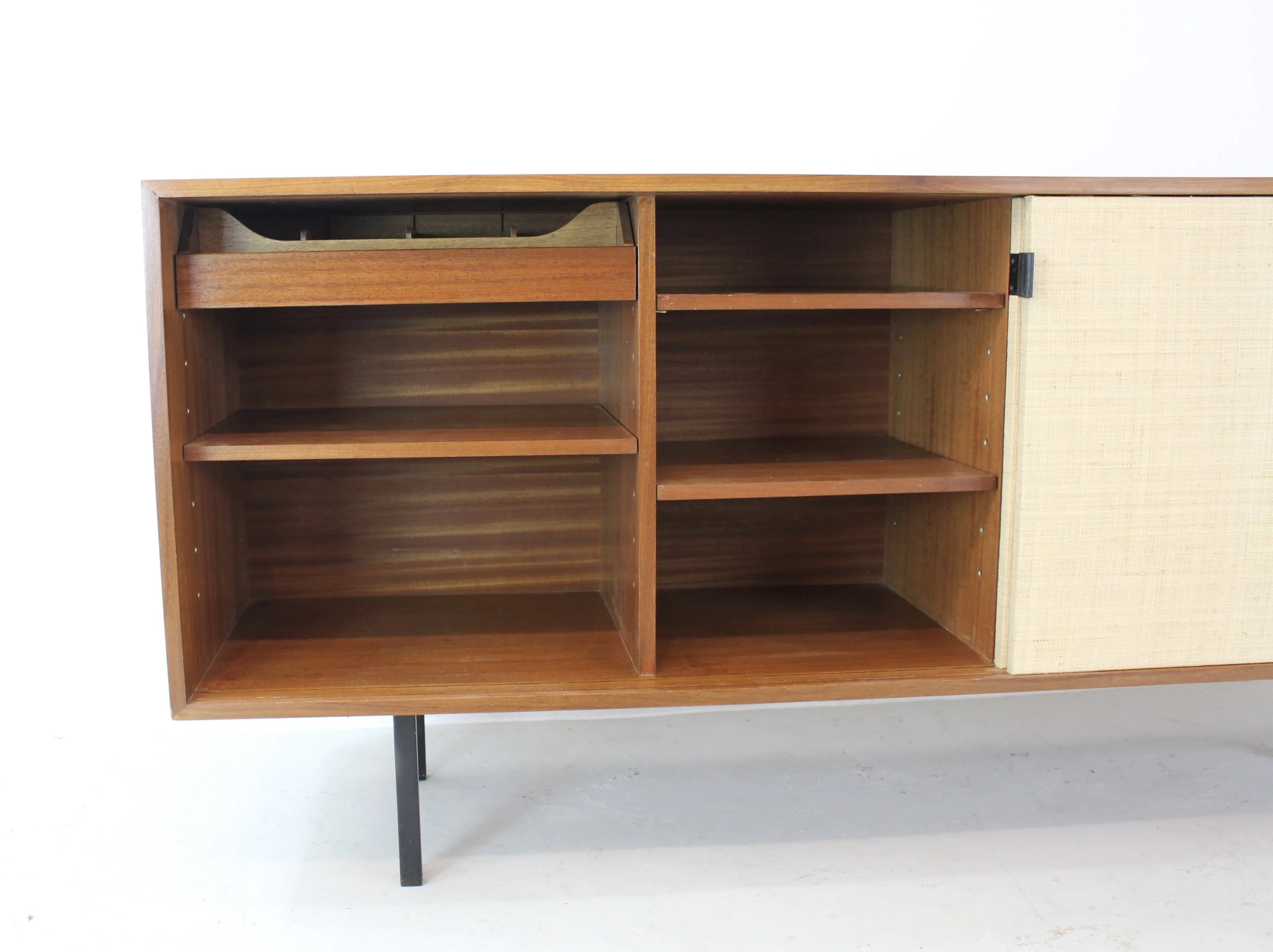 knoll seagrass  sideboard