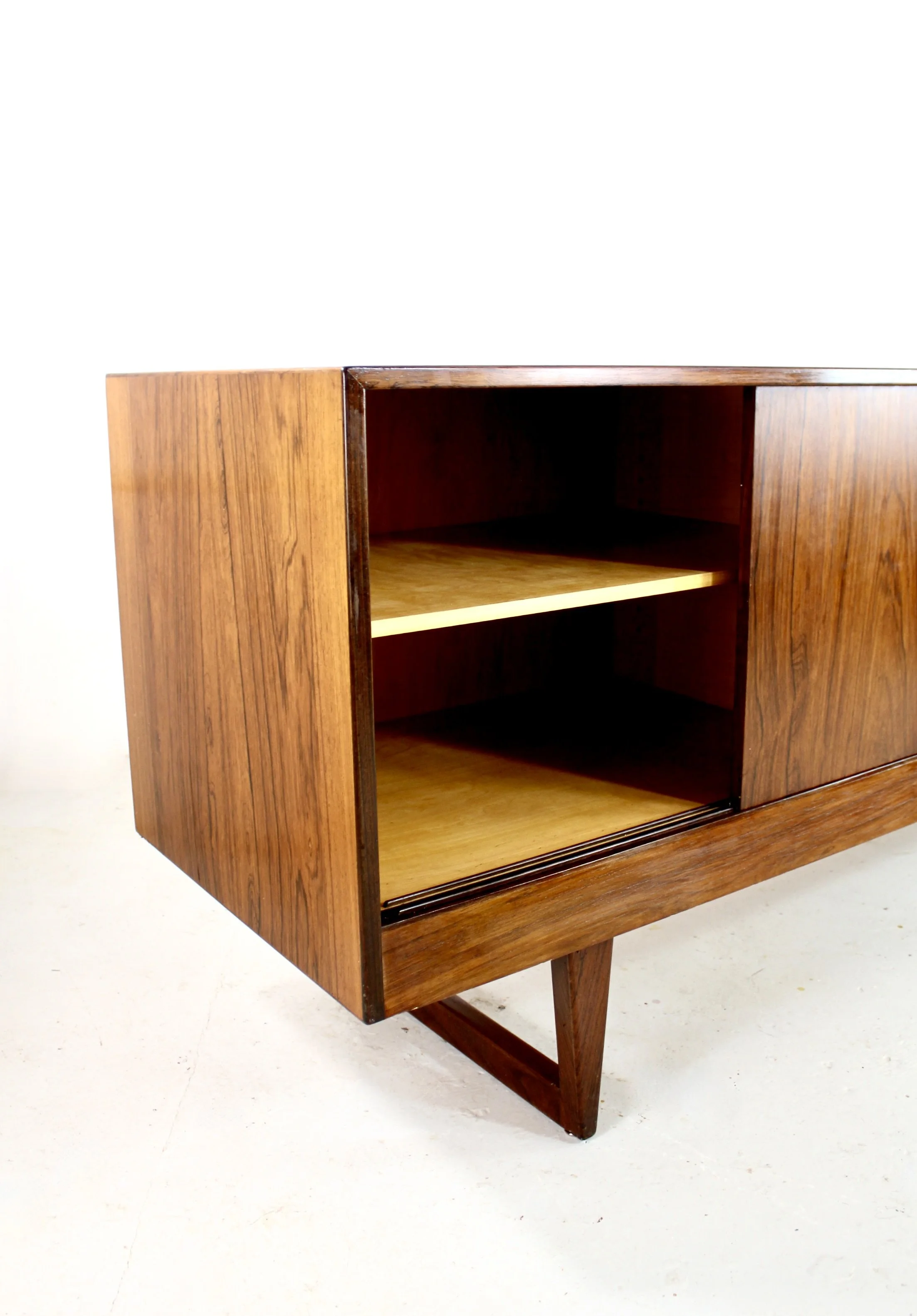 kurt ostervig for Kp mobler