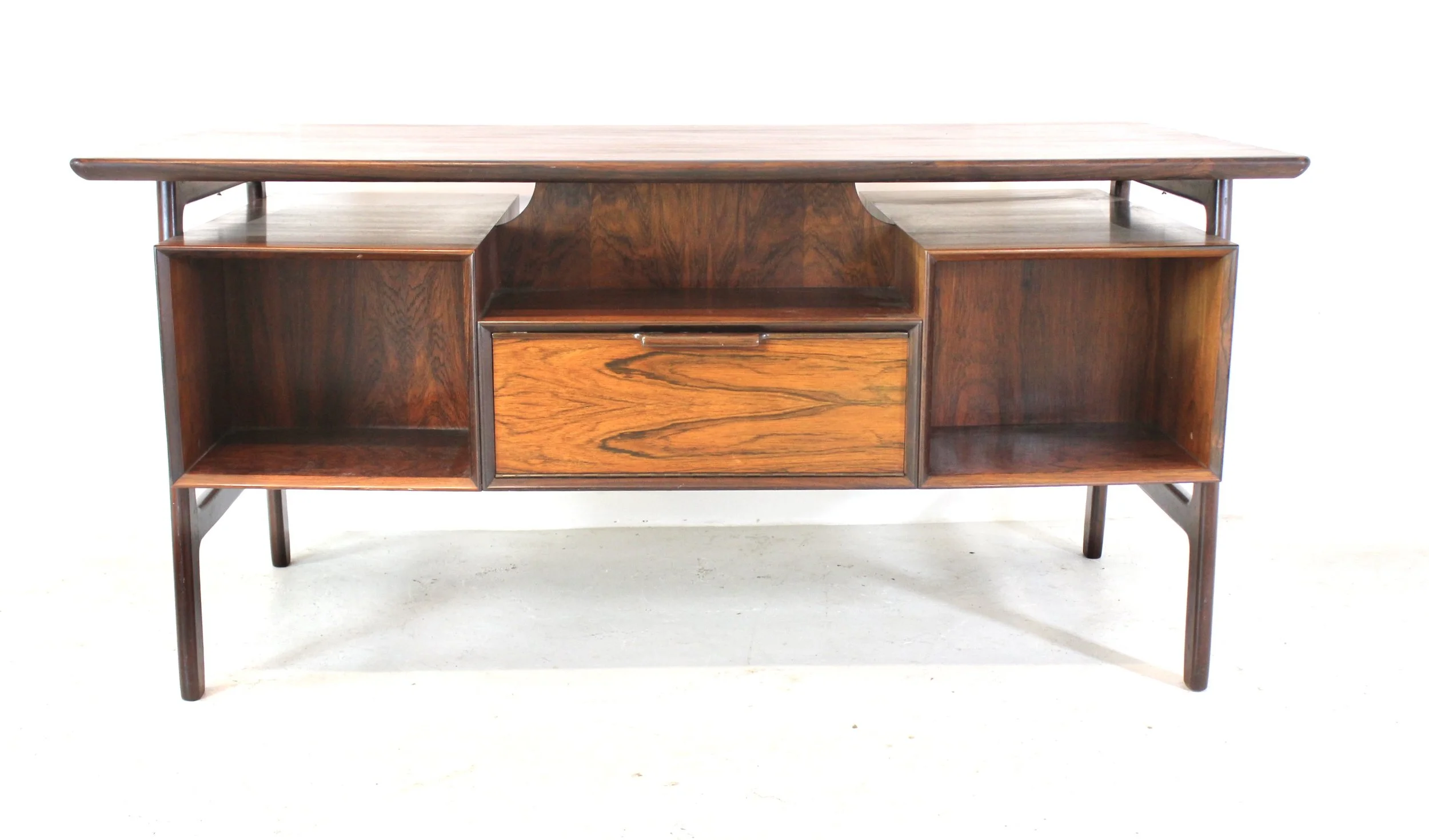 Gunni Omann model 75 rosewood desk