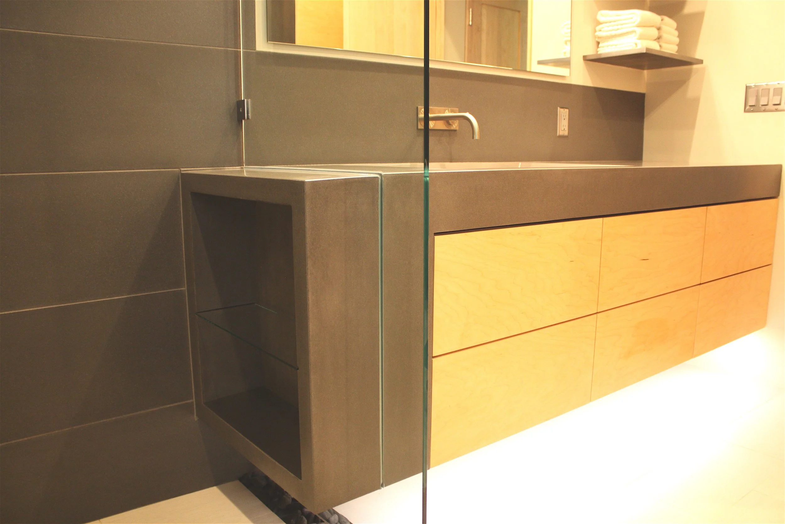 Littles Guest Bath