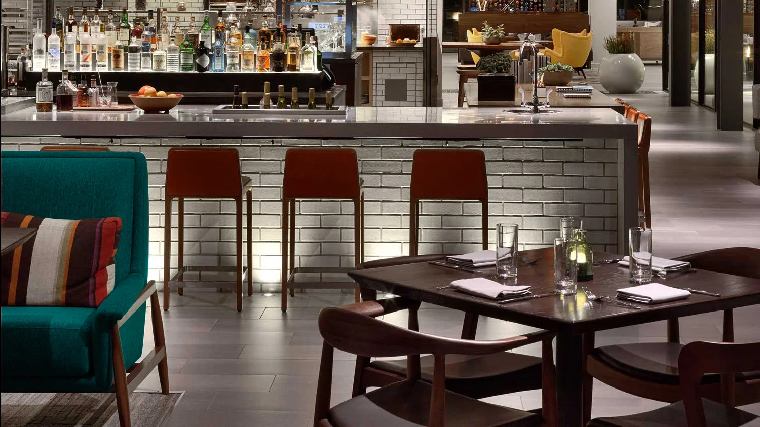 ANDAZ Bar
