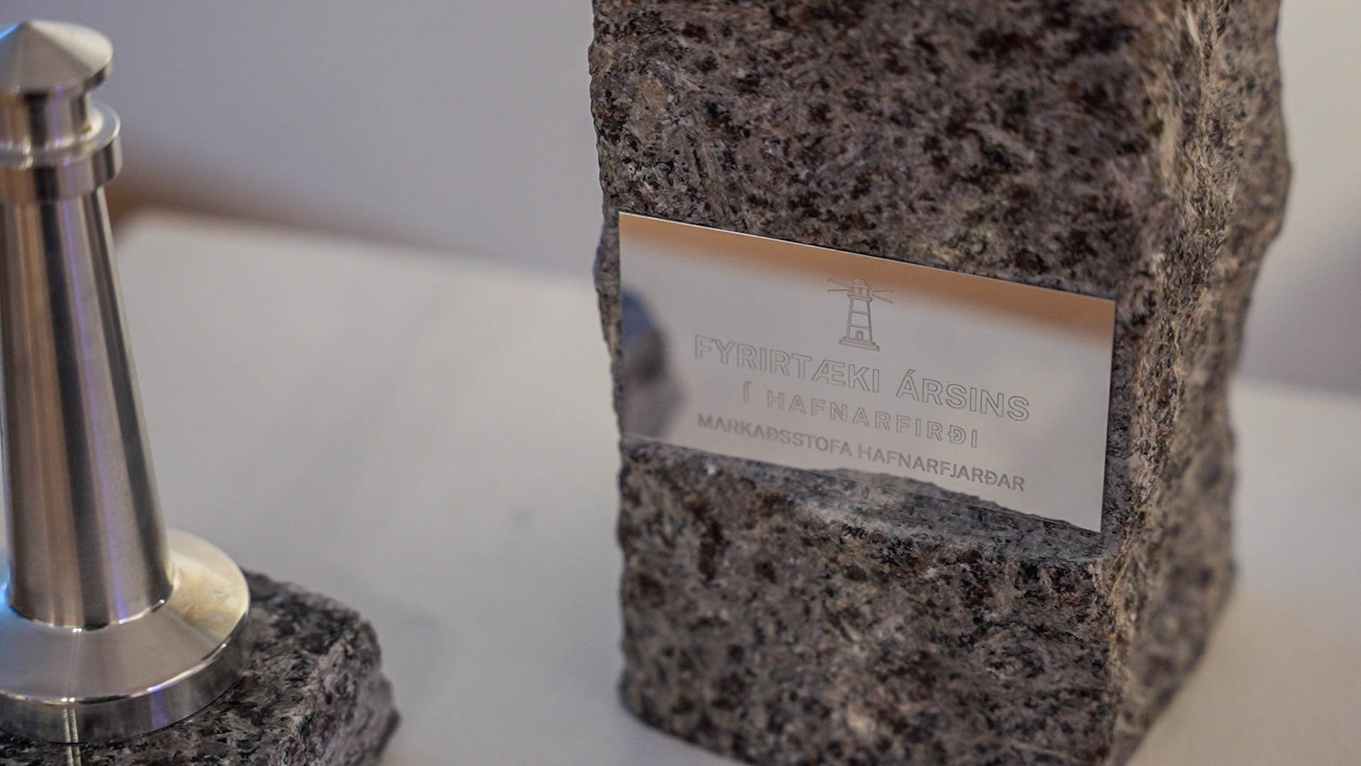 Klipp wide.00_00_03_23.Still002.jpg