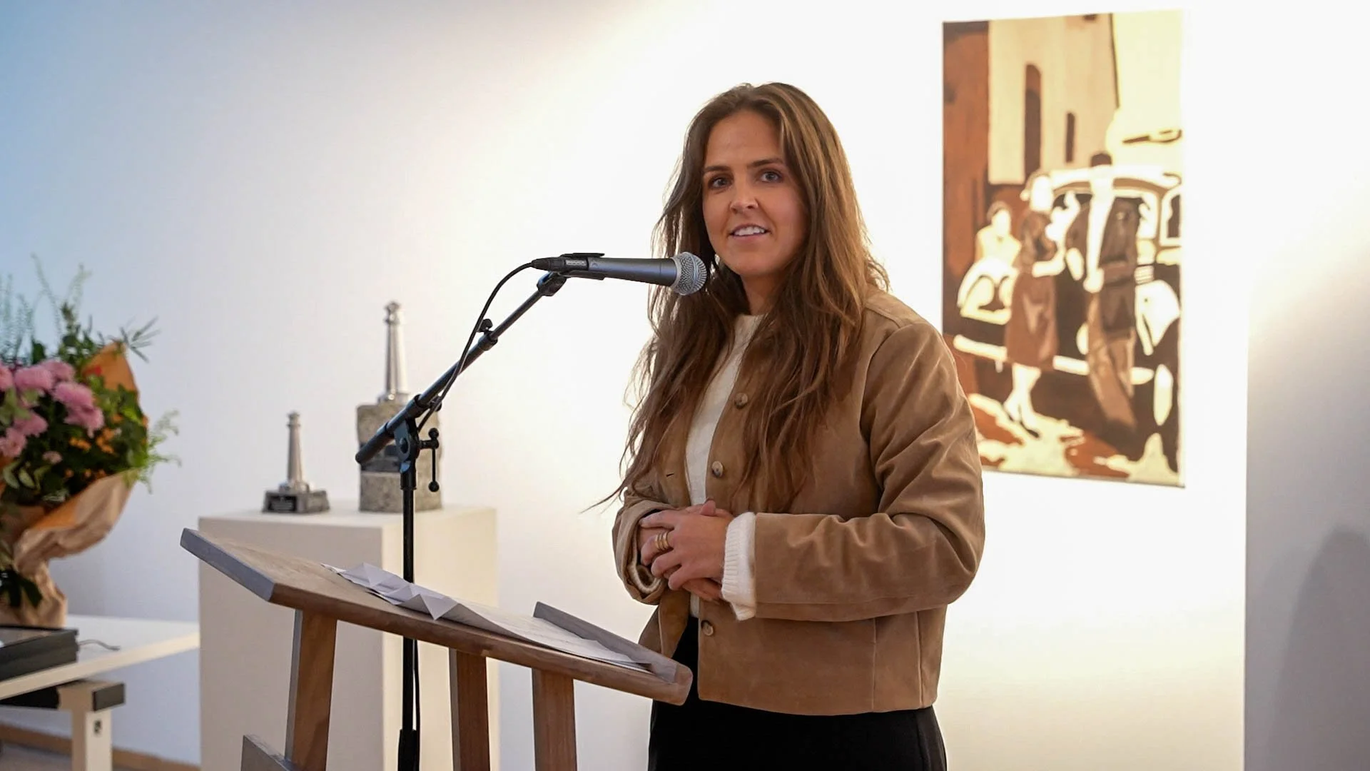 Klipp wide.00_03_08_13.Still022.jpg