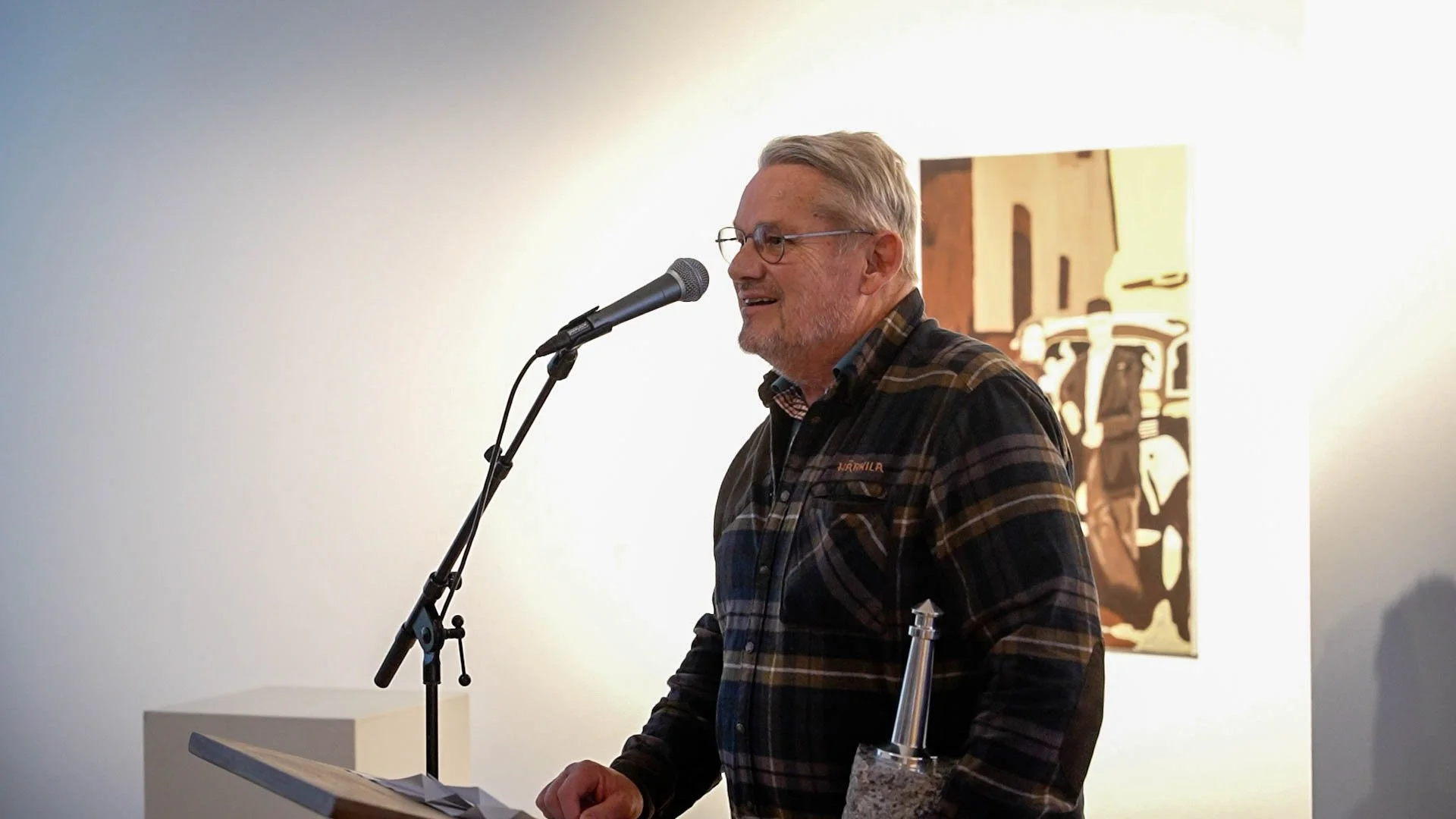 Klipp wide.00_03_53_33.Still026.jpg