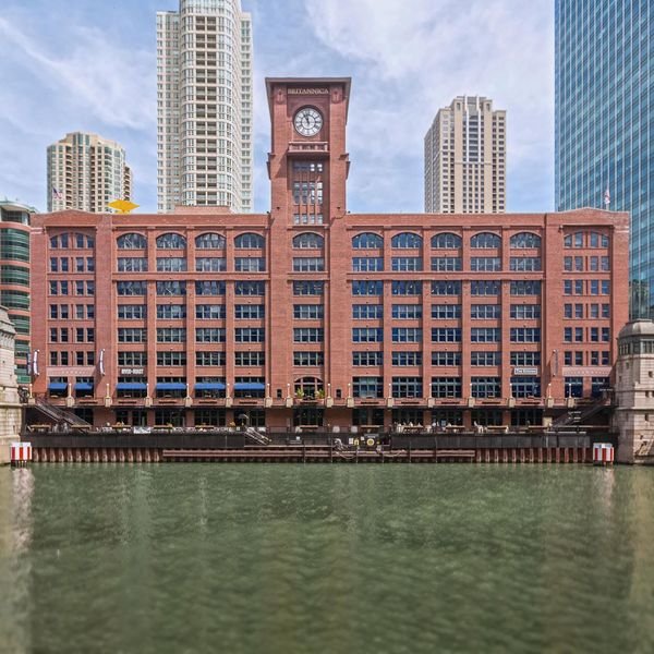 Britannica Building Chicago.jpg