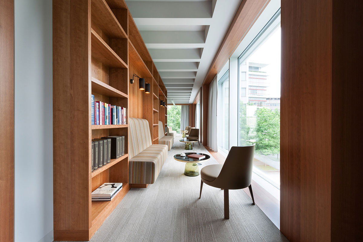 728_iria_degen_interiors_novartis_basel11.jpg