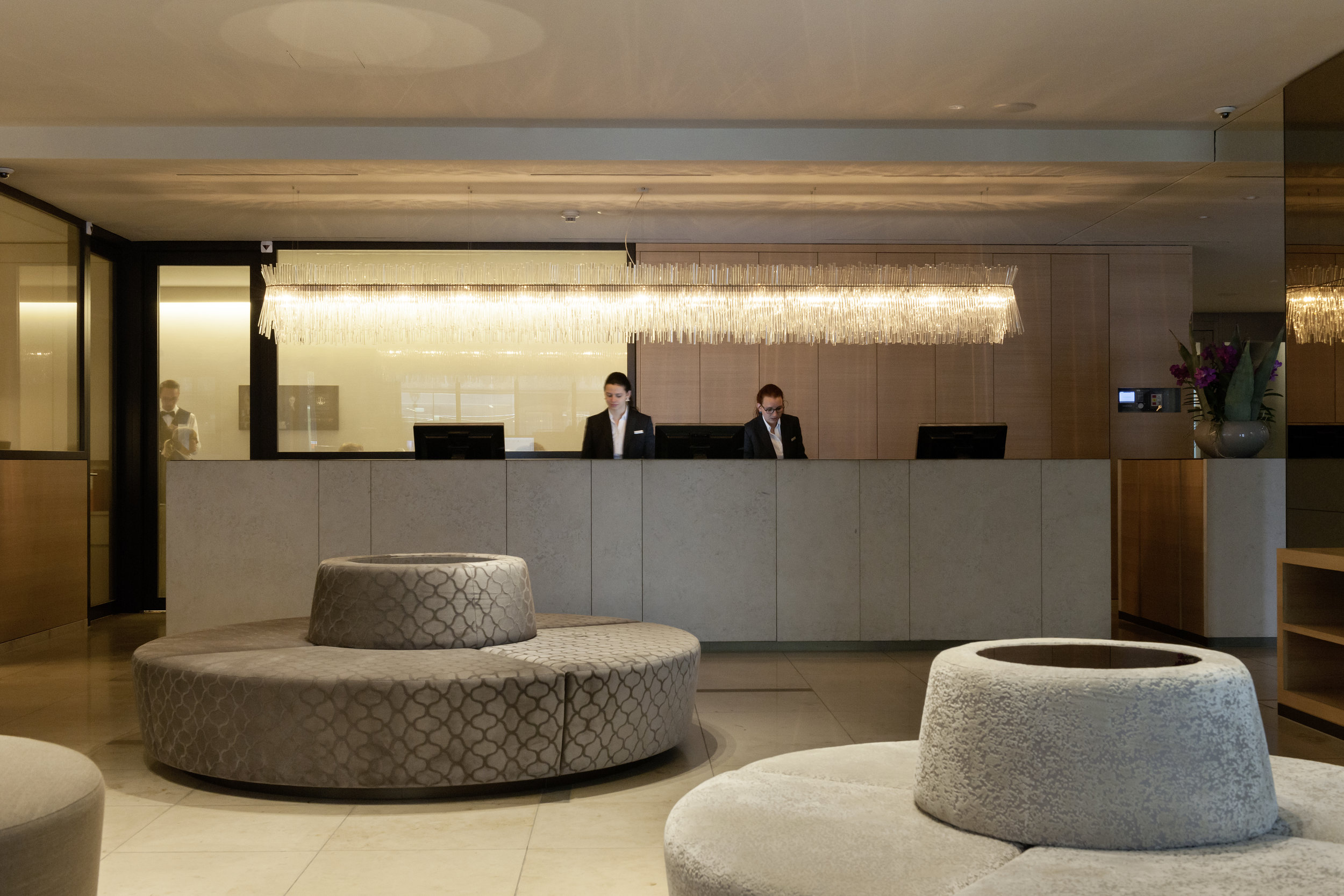 158_iria_degen_interiors_hotel_pullman_basel_europe1.jpg