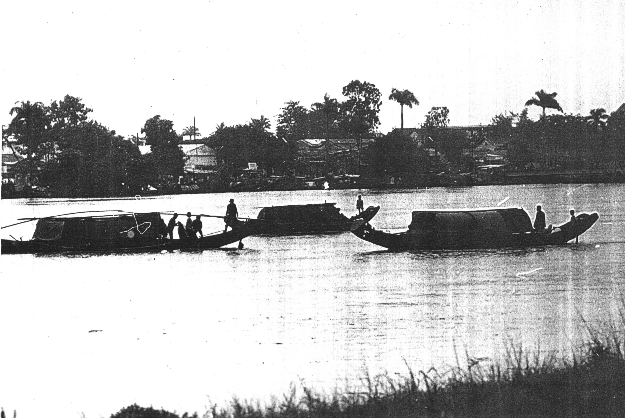 Photo by the author: Sampans on the Perfume River: In 1963 few Americans understood Vietnamese culture.