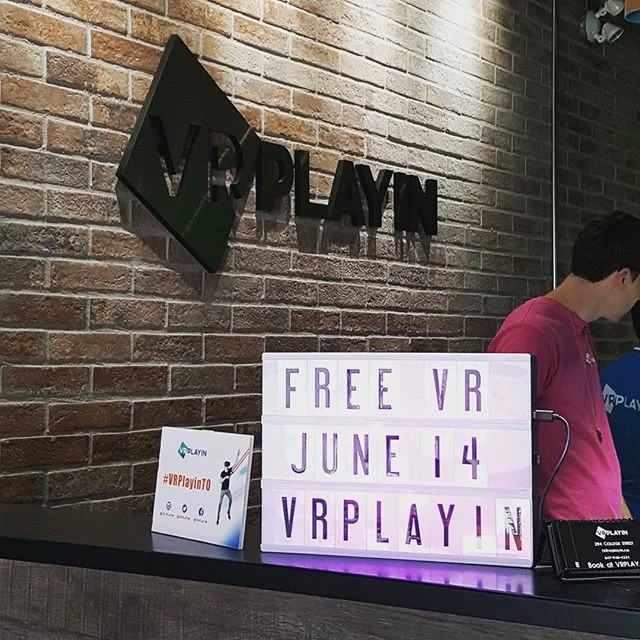 @vr_playin was amazing and filled with really nice staff! Finally got my hands to try out what its like. Id say the painting one was probably my favorite. Creating felt so different but very pleasant. 😍 #vrplay #vr #toronto