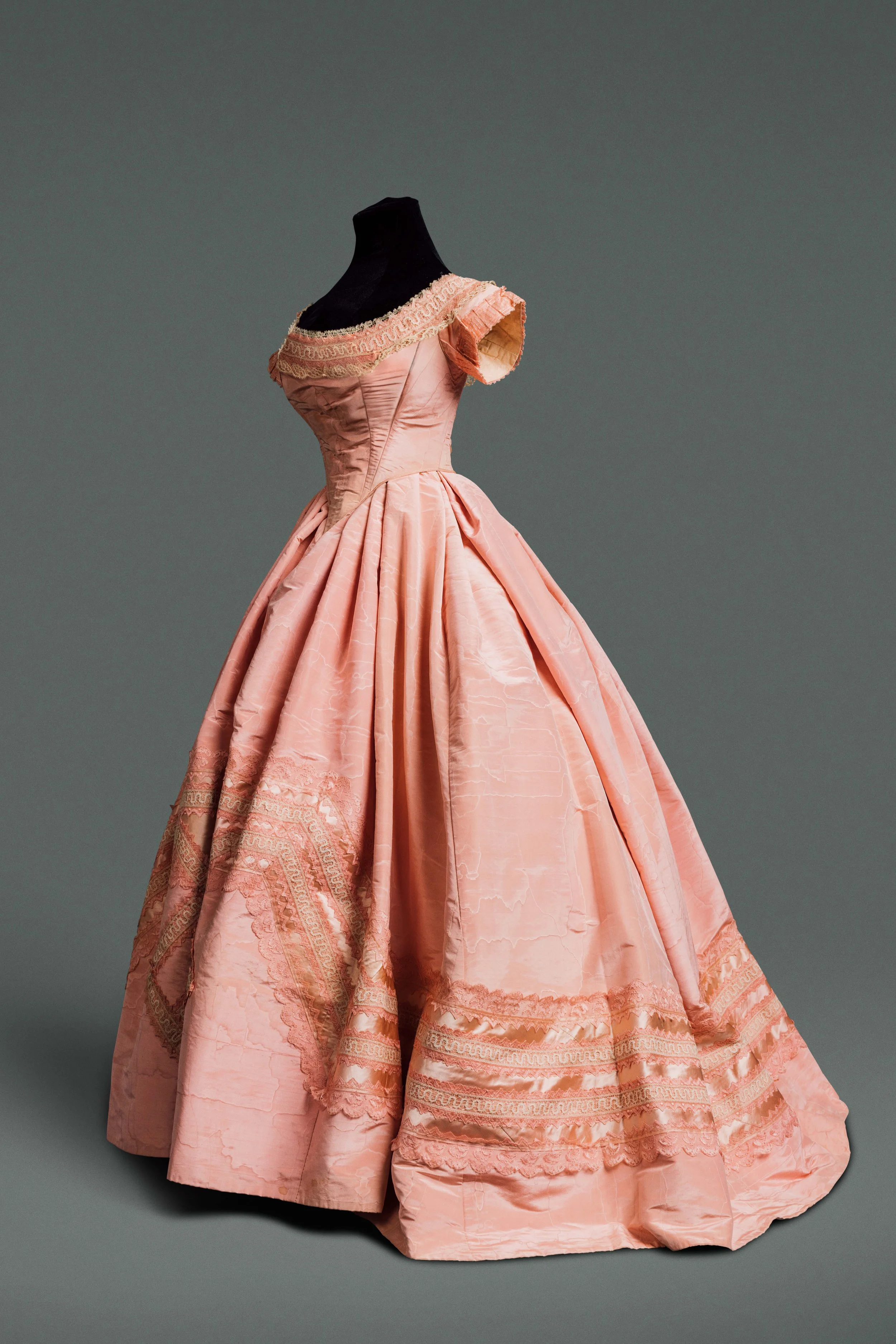 Dressed for History: Why Costume Collections Matter — MOV | Museum of ...
