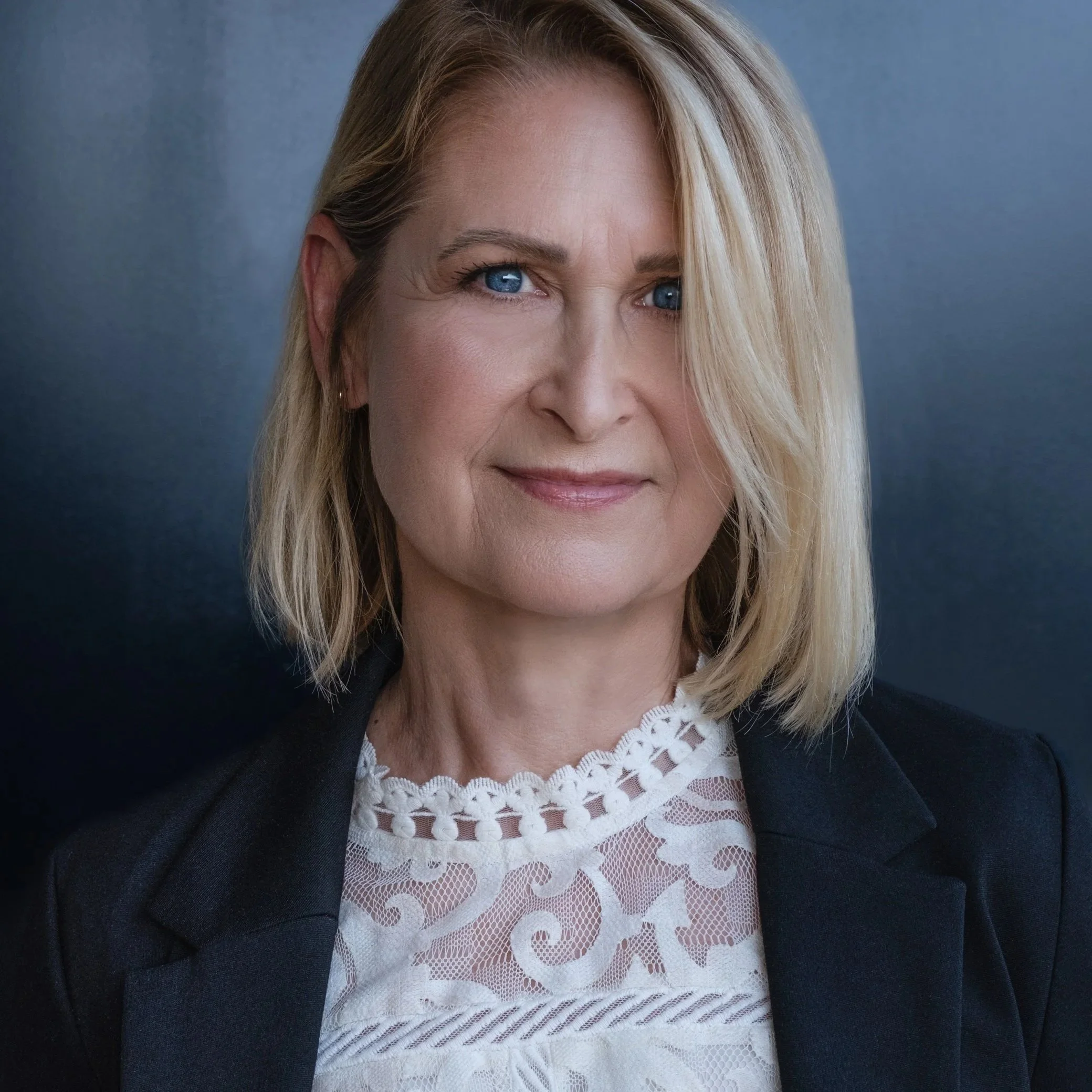 Emily Carpenter-author-photo.jpg