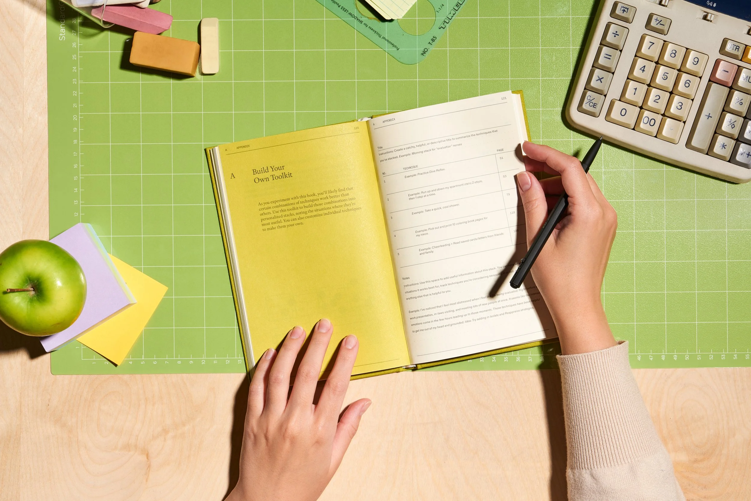 TN-TESTK-Lifestyle-Landscape-Desk_0147.jpg
