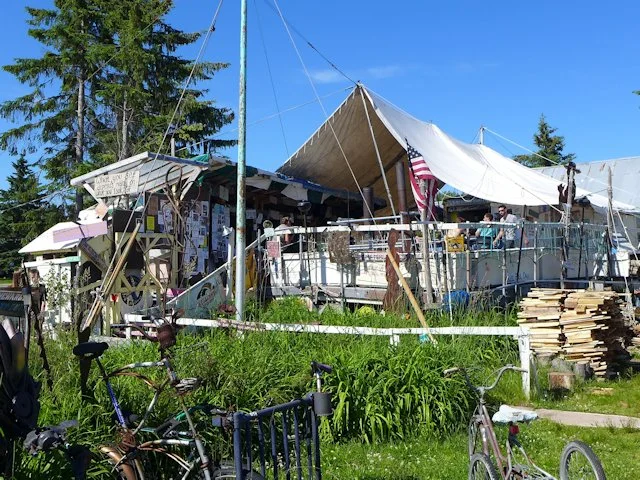 Tom's Burned Down Cafe