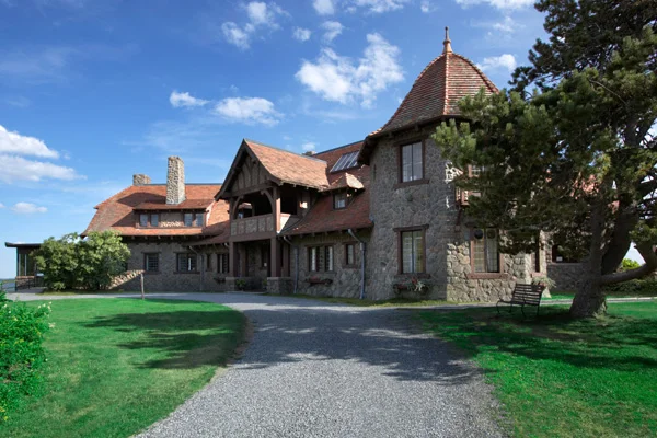 Castle in the Clouds