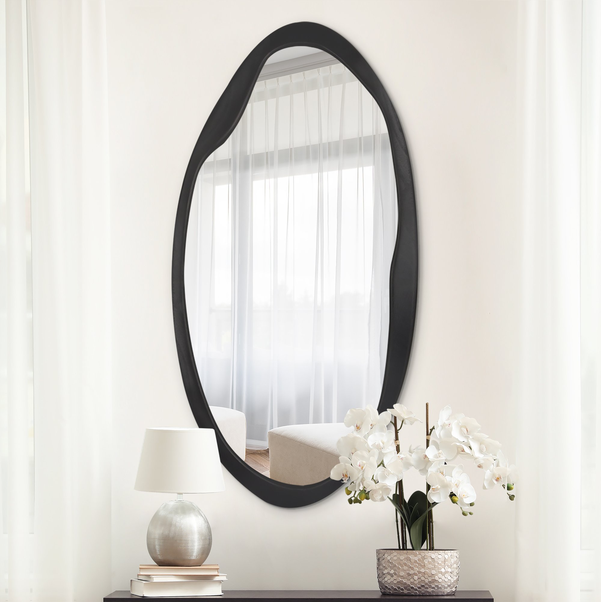 MIROVL2040BLKSYC_main lifestyle.jpg