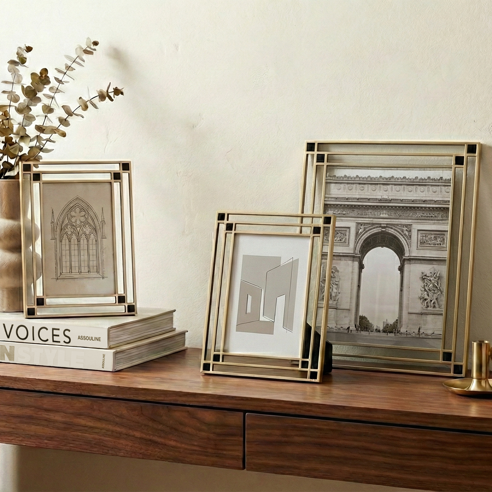 mn7shhmn7shhmn7s copy.png