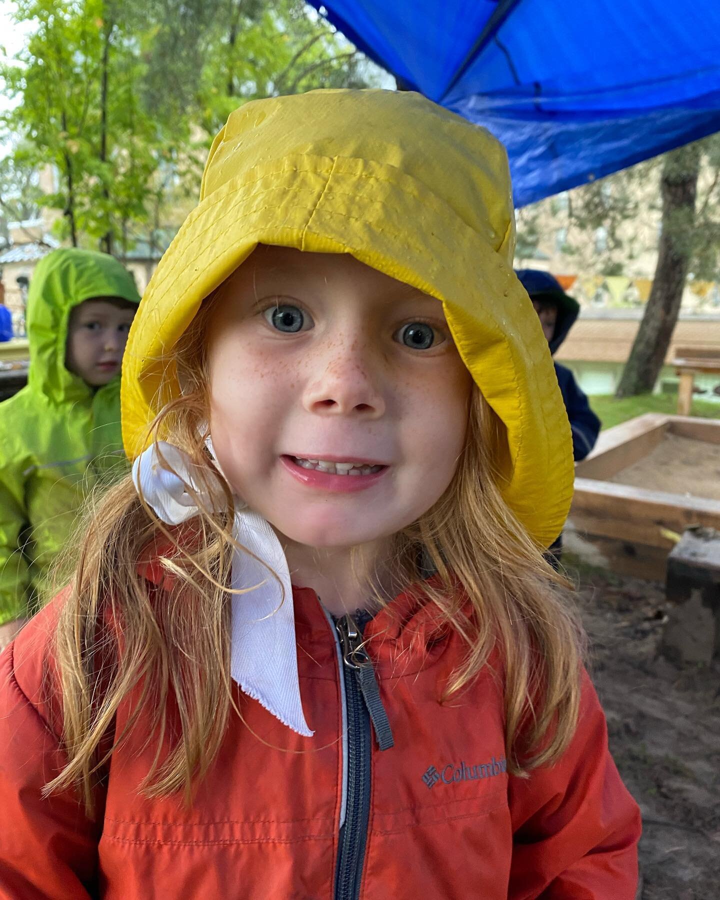 Fall rolled in with the rain today 🌧 in Nature Kindergarten 🍂 Rain suits, rain boots, rain hats&hellip; we&rsquo;re ready to play and explore in all weather!
.
.
.
#naturekindergarten #forestschool #outdoorplay #childreninnature #learningoutside