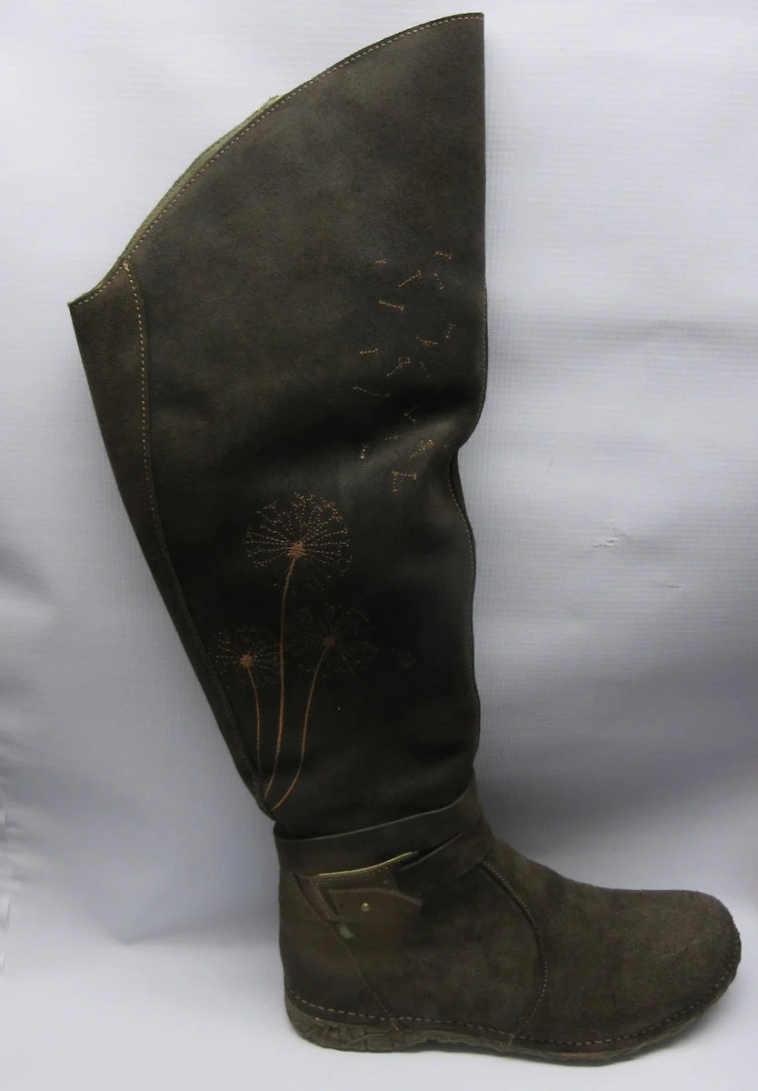 el naturalista boots sale