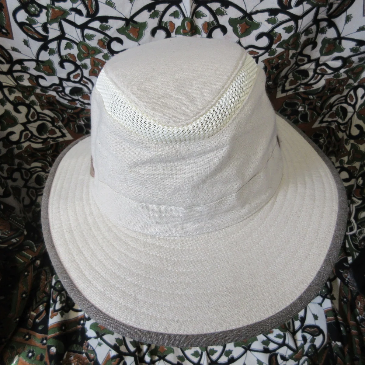 tilley-hat-tmh55-intermediate-brim-sand.JPG
