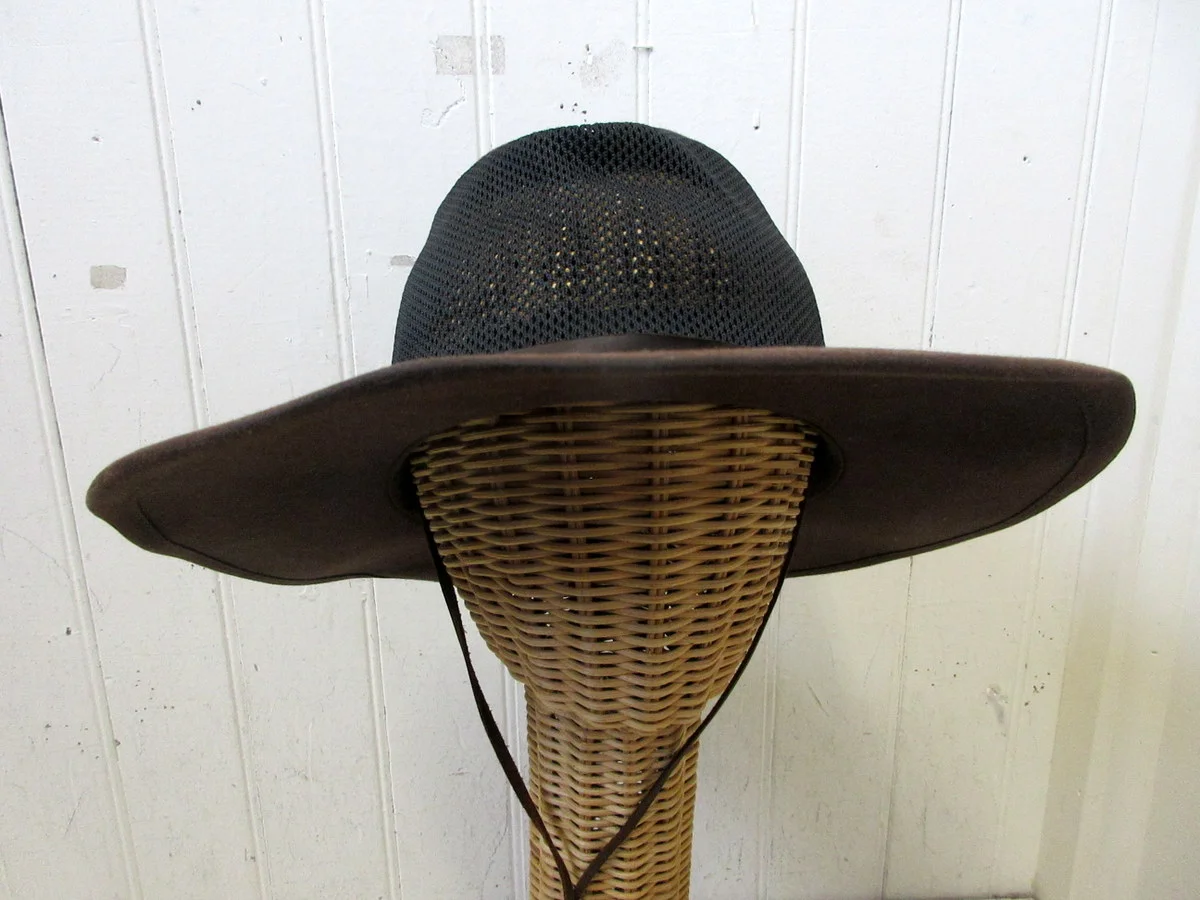 outback-hat-oilskin-kodiak-mesh-brown.JPG