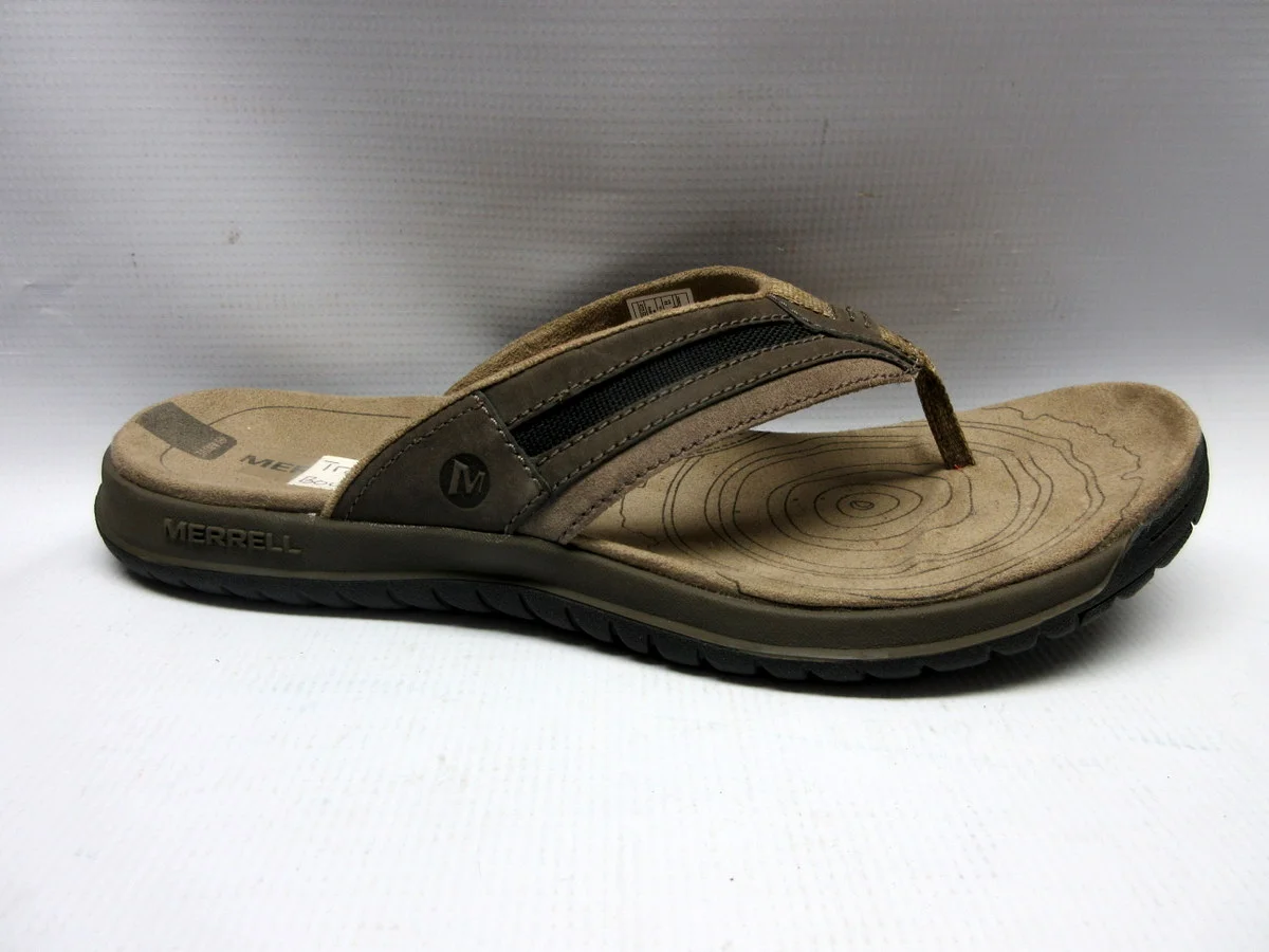 merrell-sandals-men-traveler-tilt-flip-boulder.JPG