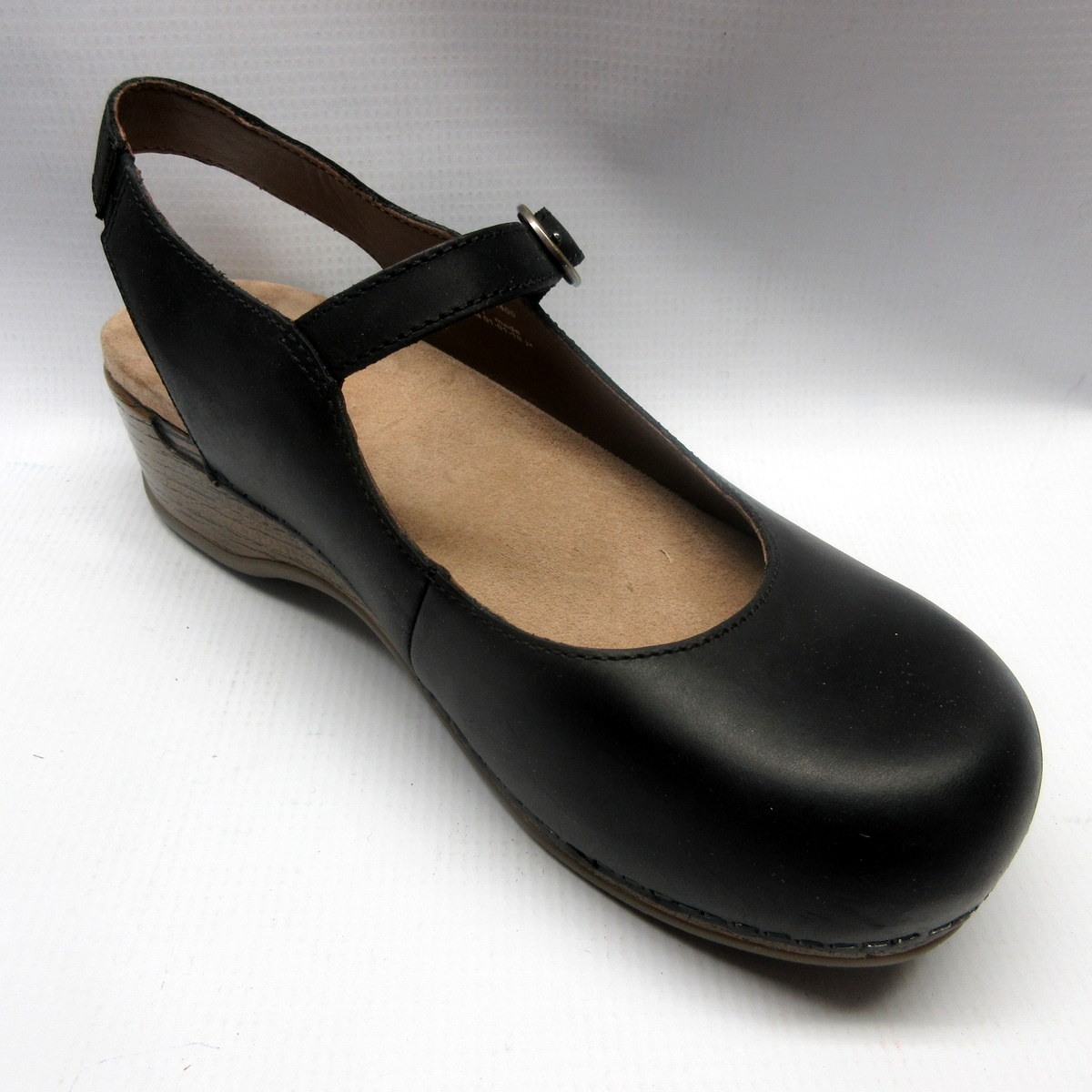 black dansko shoes
