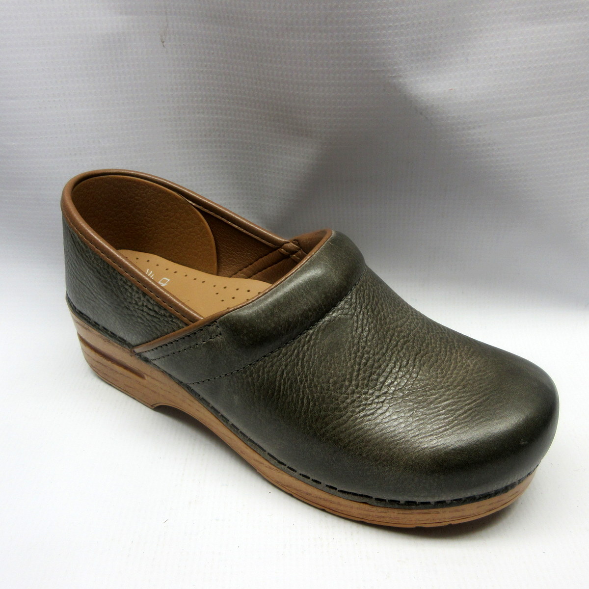 dansko shoes size 40