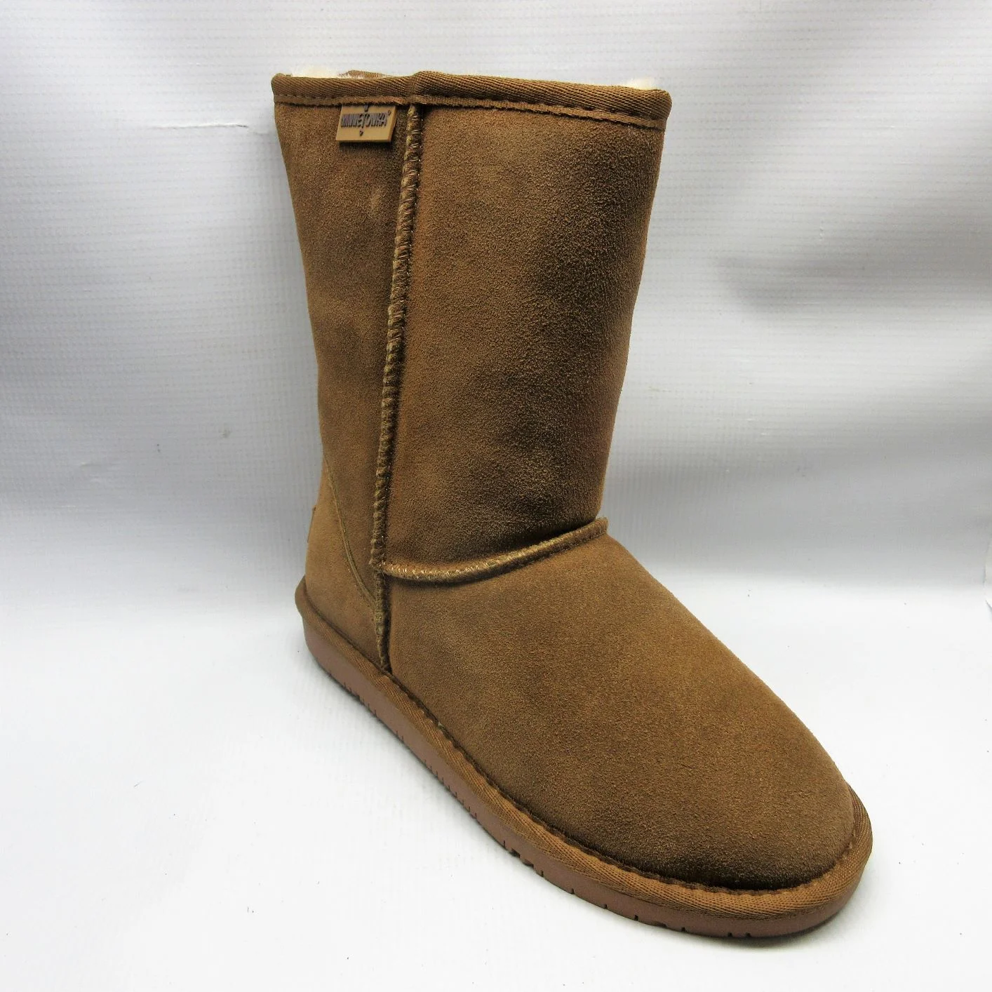 minnetonka boots womens