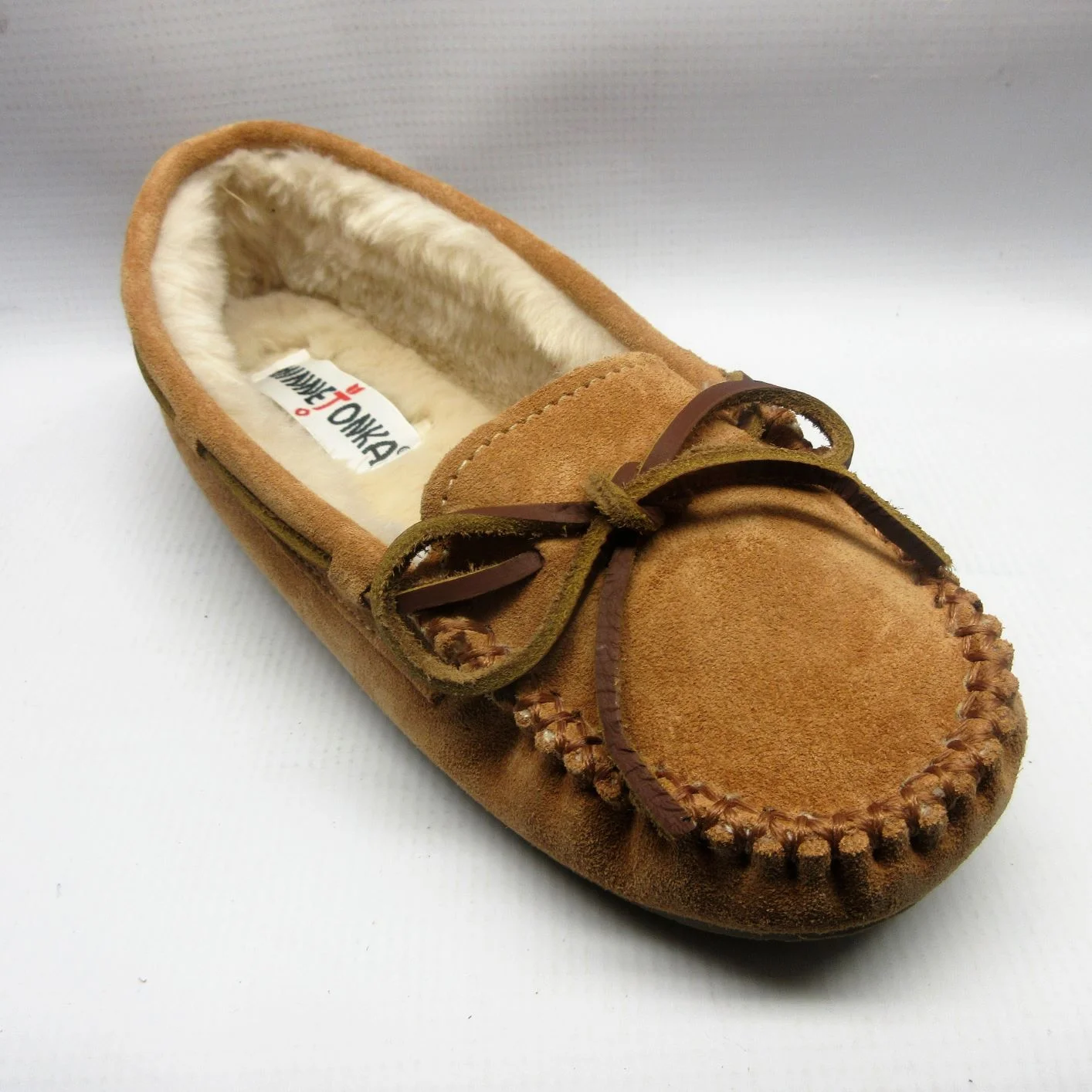 Minnetonka Shoes Women Cally Moccasin in Cinnamon