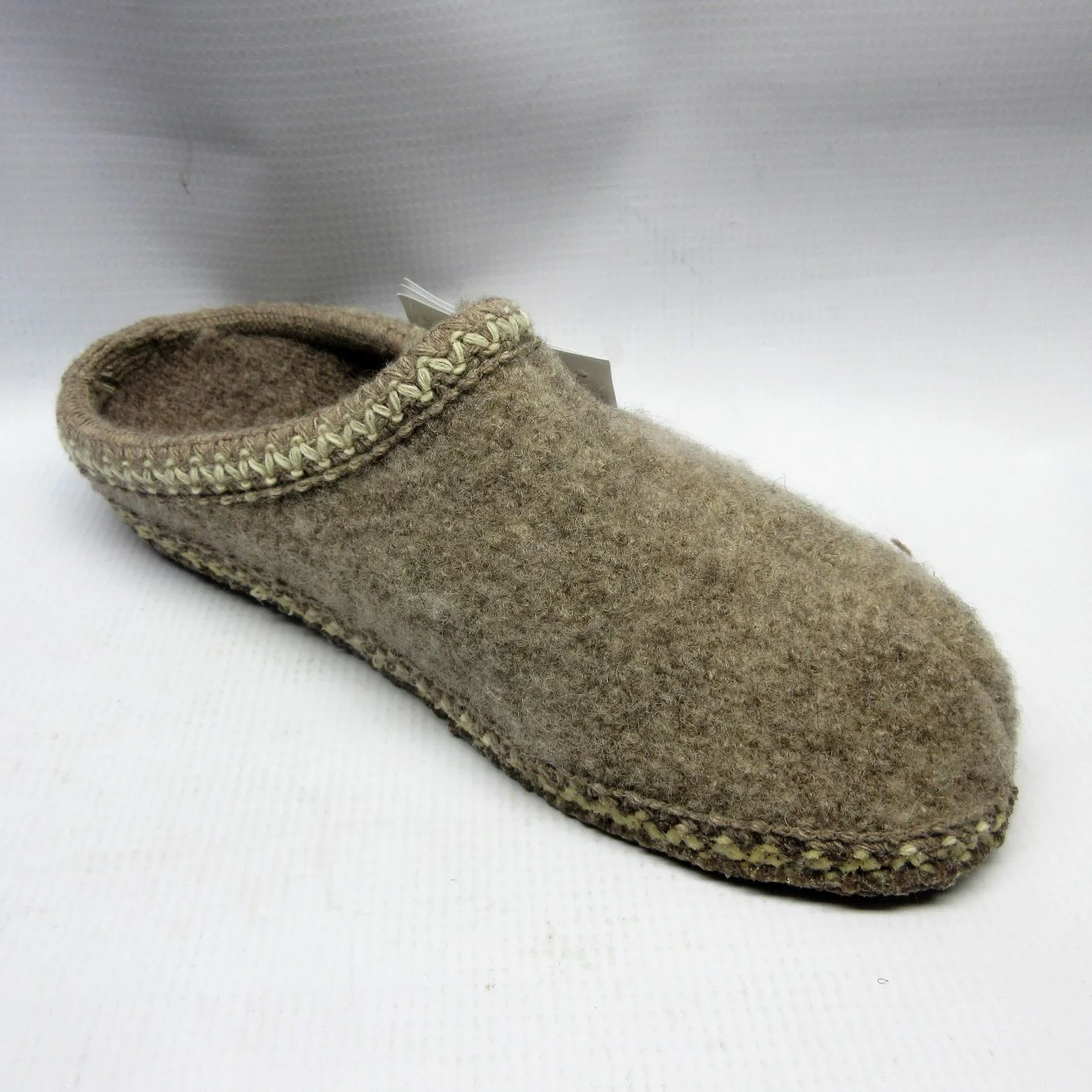 Haflinger Slippers Men and Women AS26 Wool in Oat